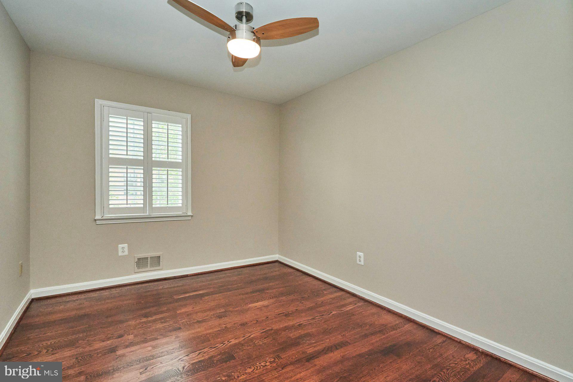 LAYTON COURT - Residential