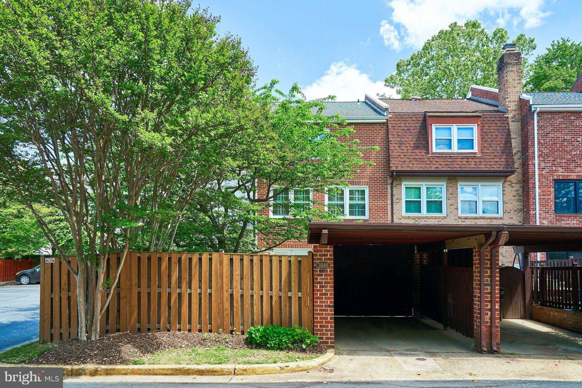 LAYTON COURT - Residential