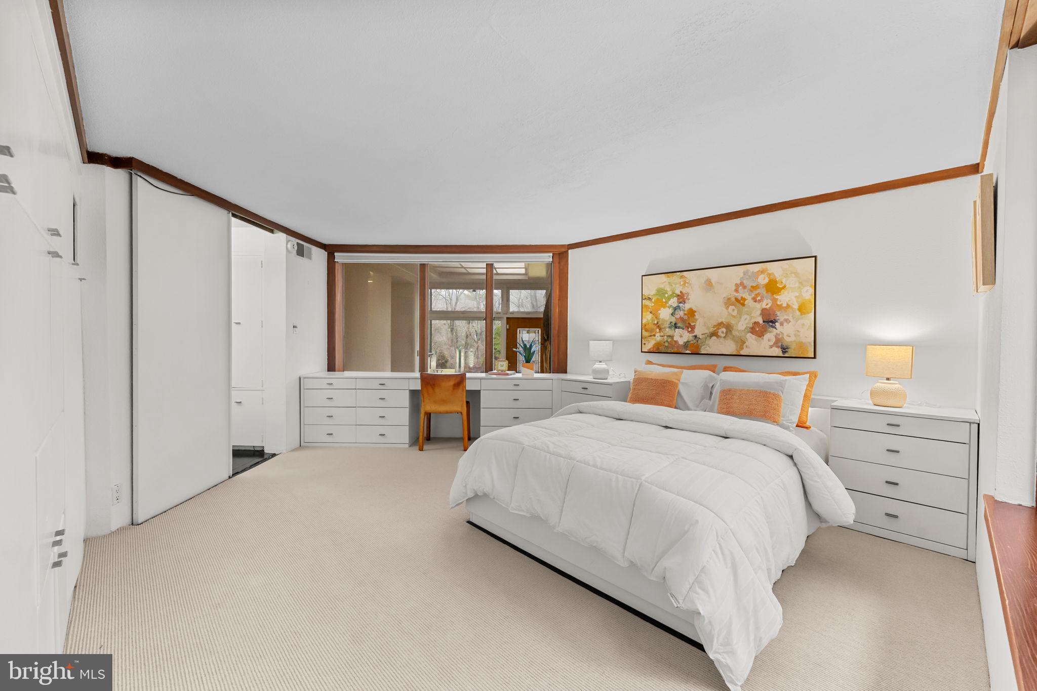 GLADWYNE - Residential