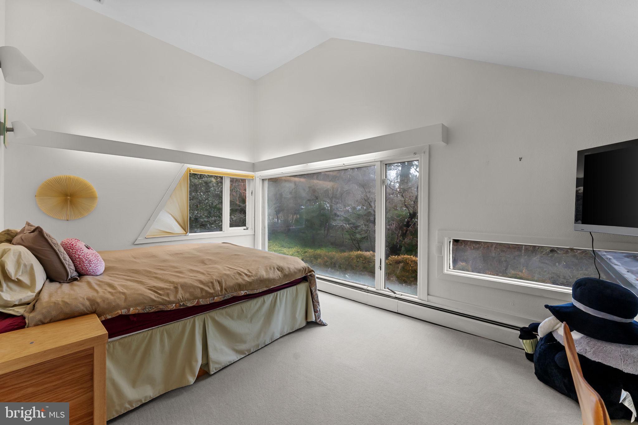 GLADWYNE - Residential