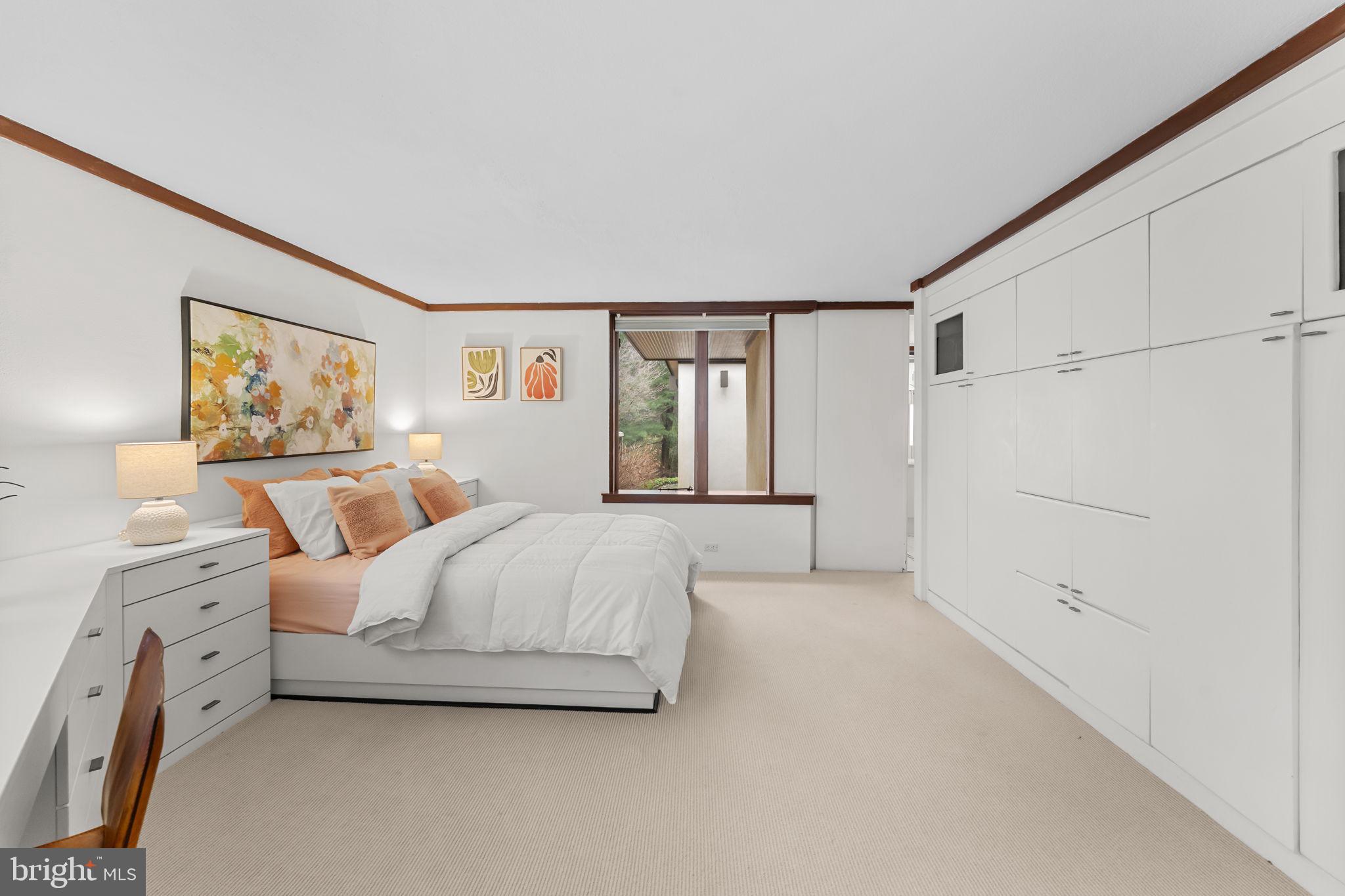 GLADWYNE - Residential