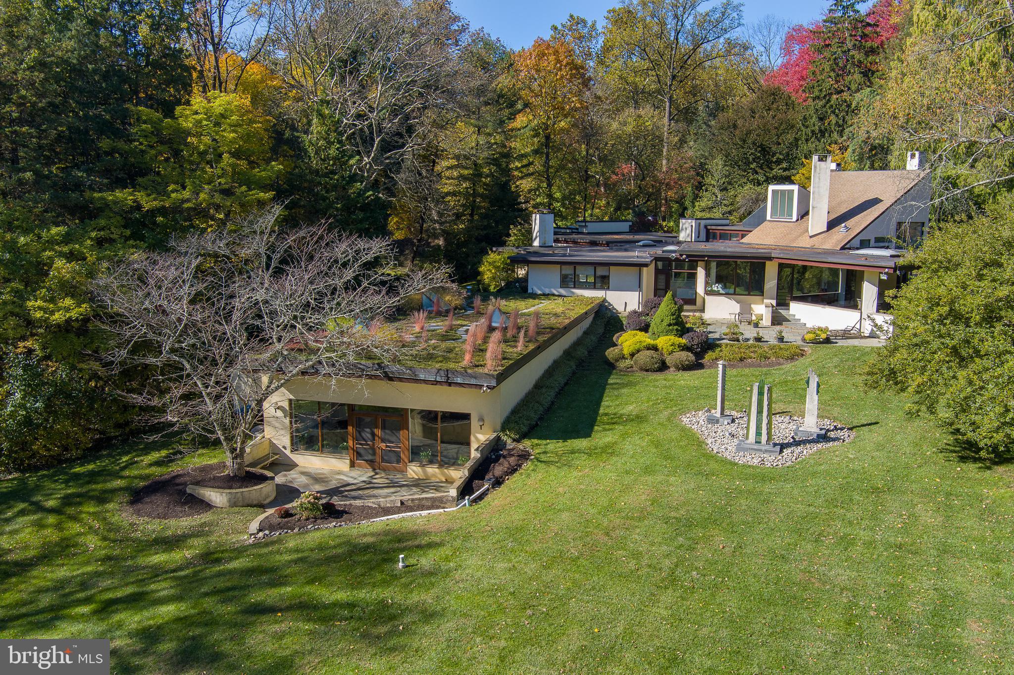 GLADWYNE - Residential