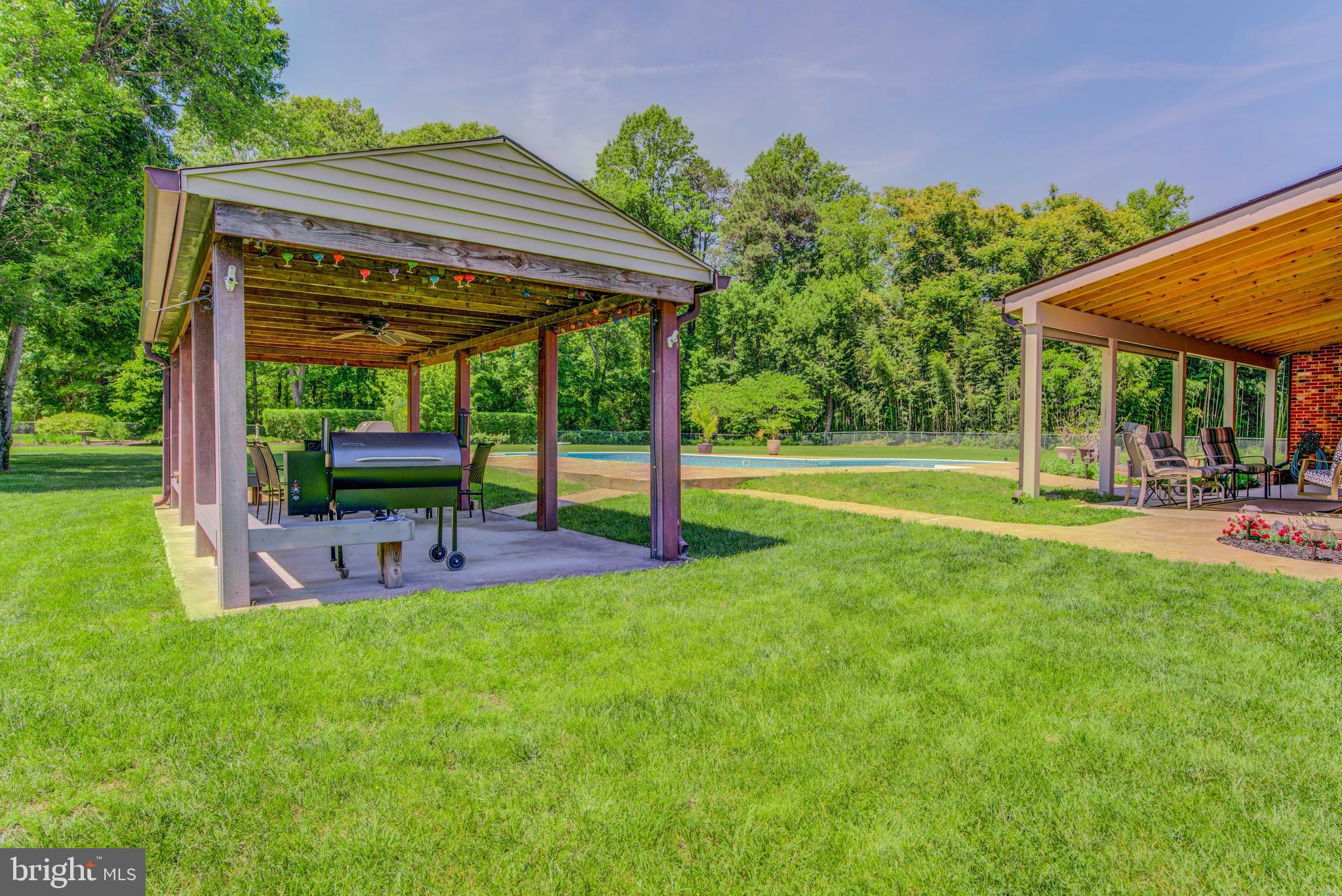 BROOKFIELD ON THE MAGOTHY - Residential