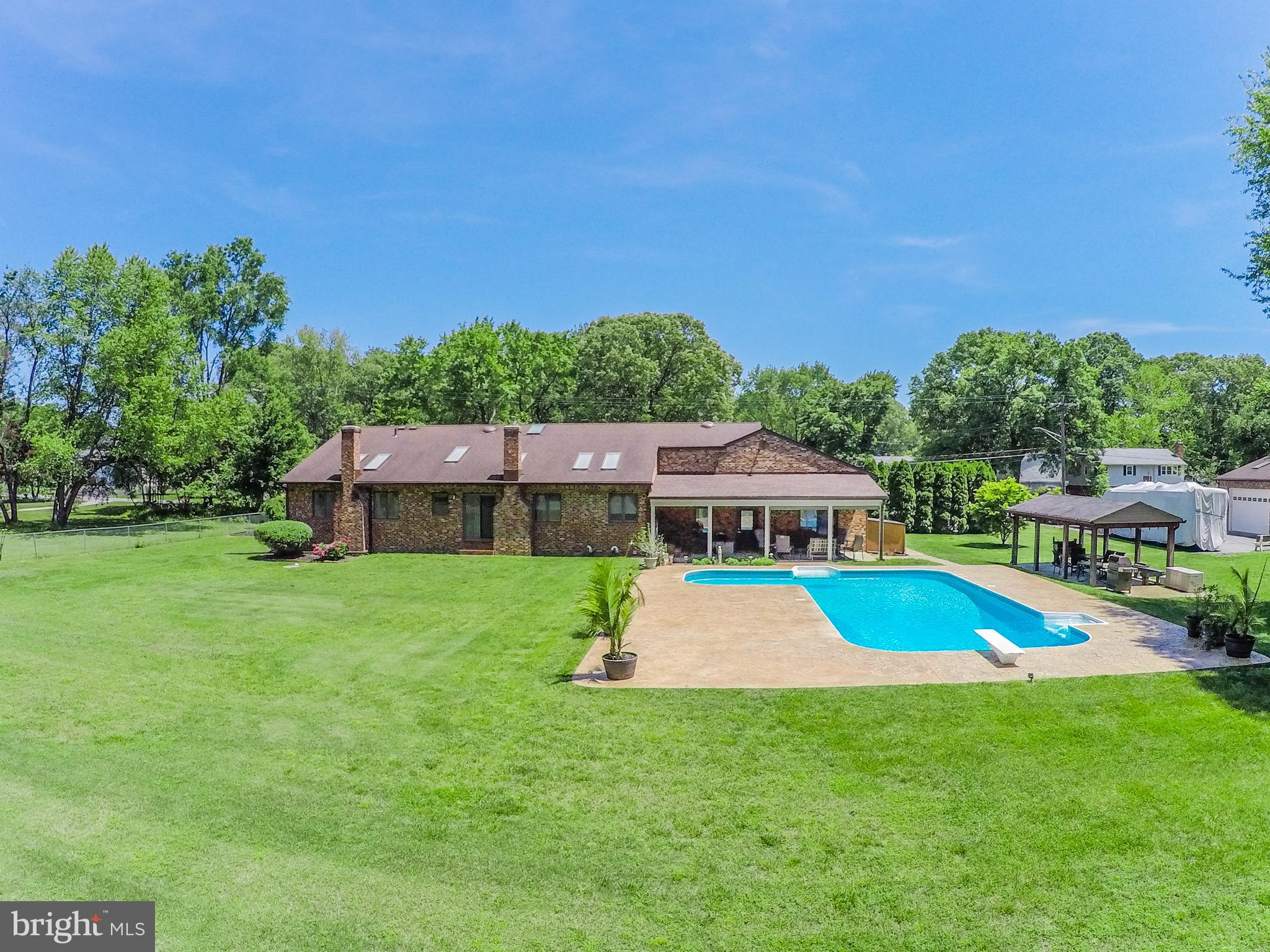 BROOKFIELD ON THE MAGOTHY - Residential