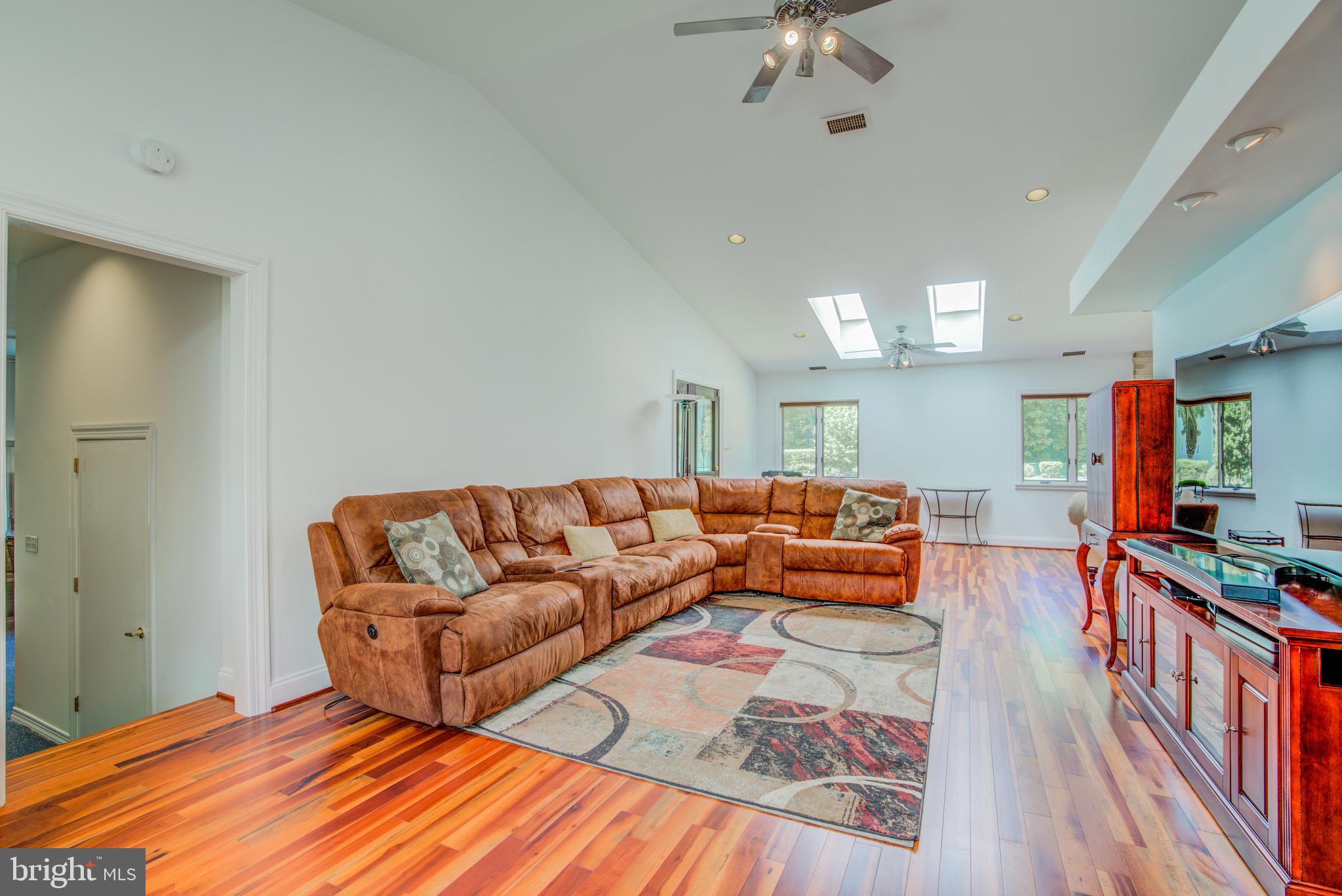 BROOKFIELD ON THE MAGOTHY - Residential