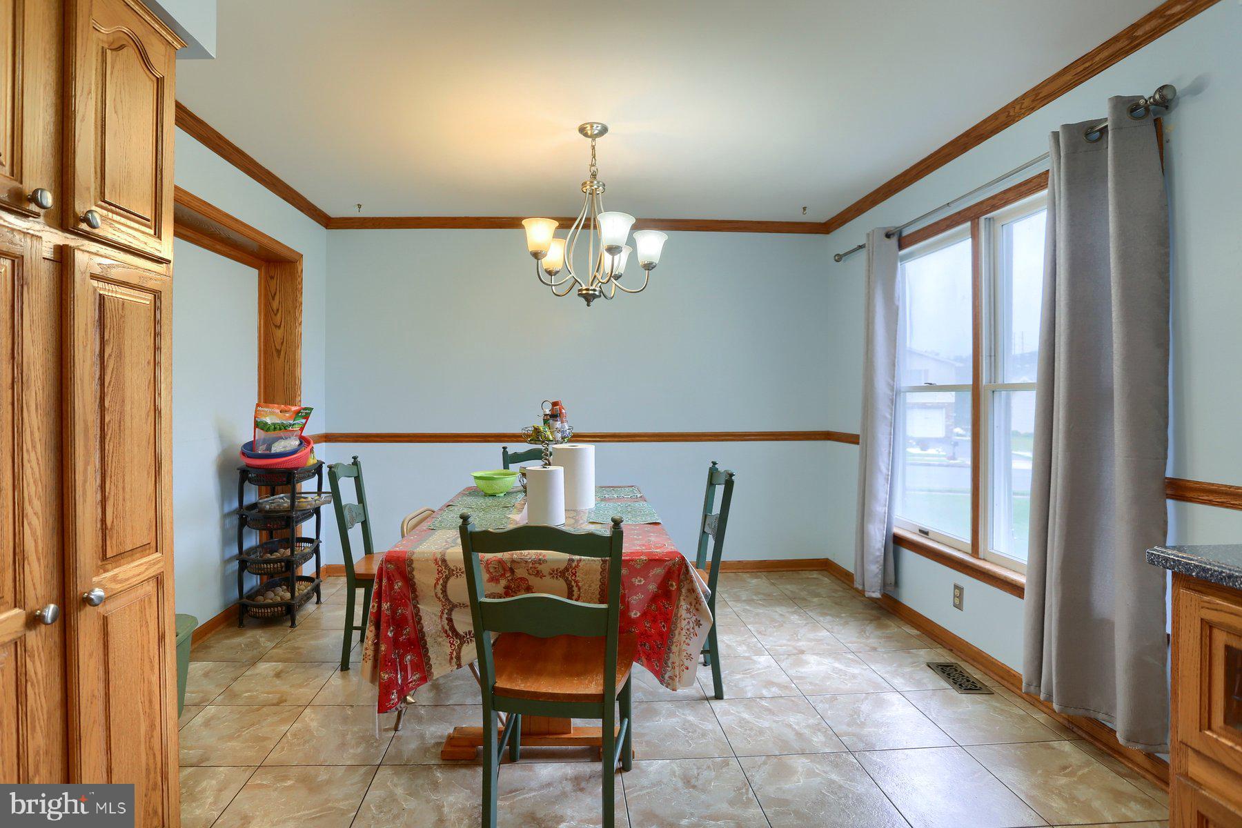 SPRINGFORD MANOR - Residential