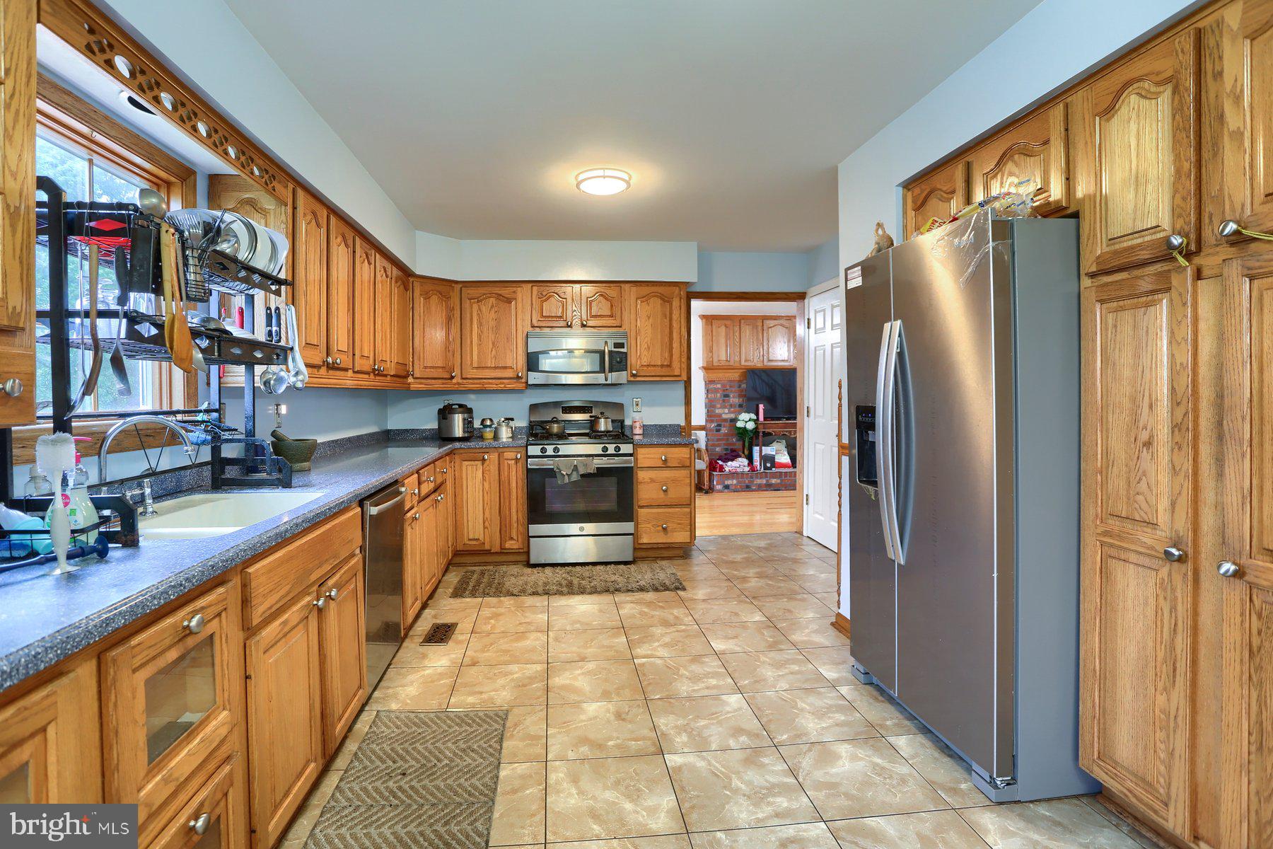 SPRINGFORD MANOR - Residential