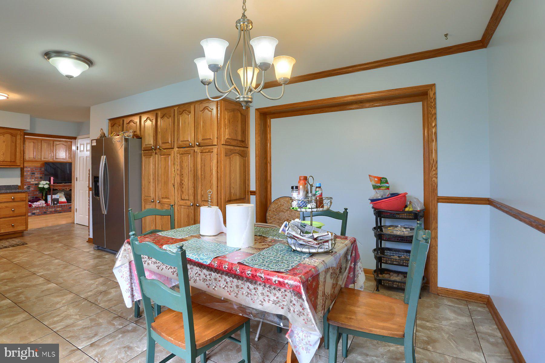 SPRINGFORD MANOR - Residential