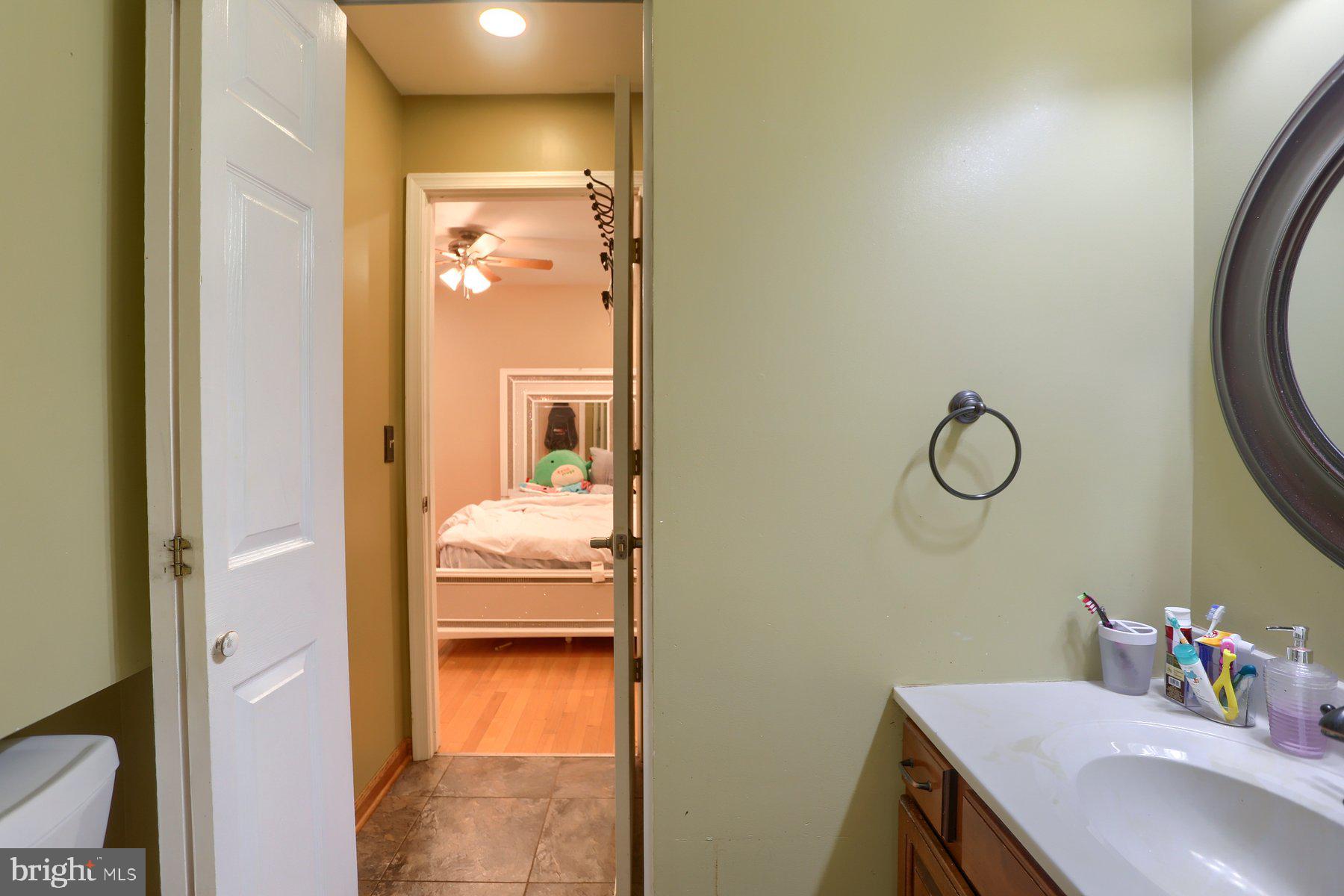 SPRINGFORD MANOR - Residential