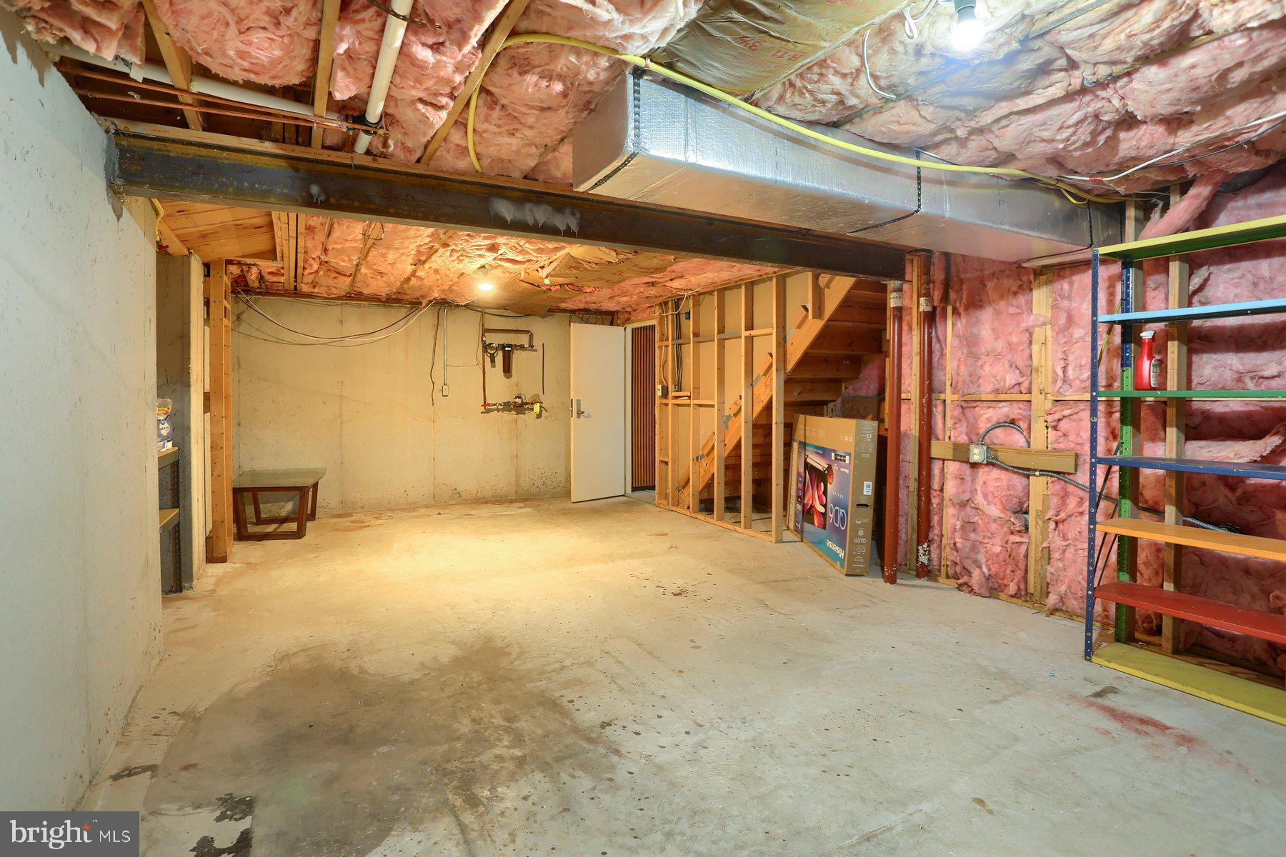 SPRINGFORD MANOR - Residential