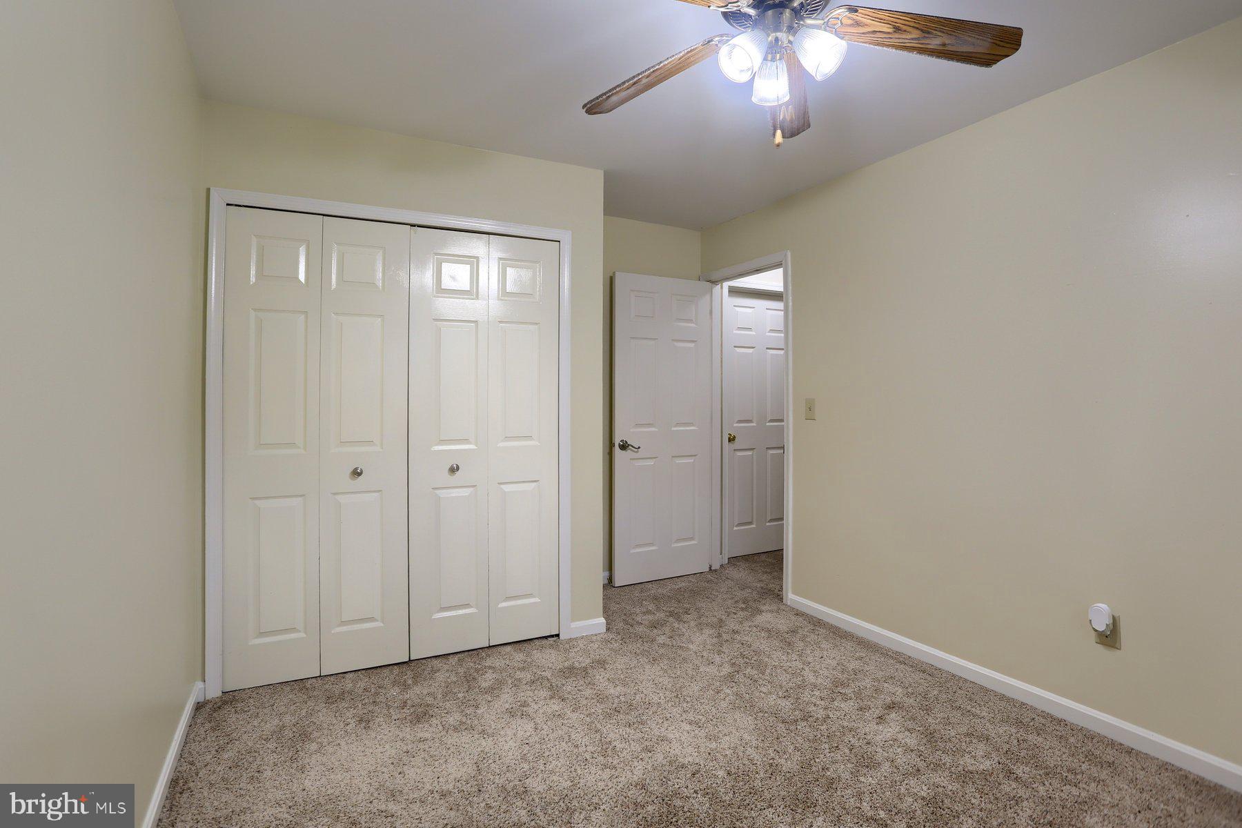 SPRINGFORD MANOR - Residential