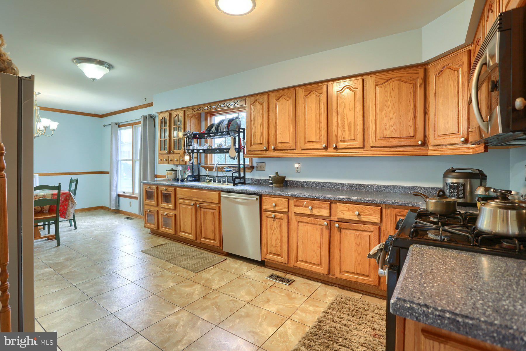 SPRINGFORD MANOR - Residential