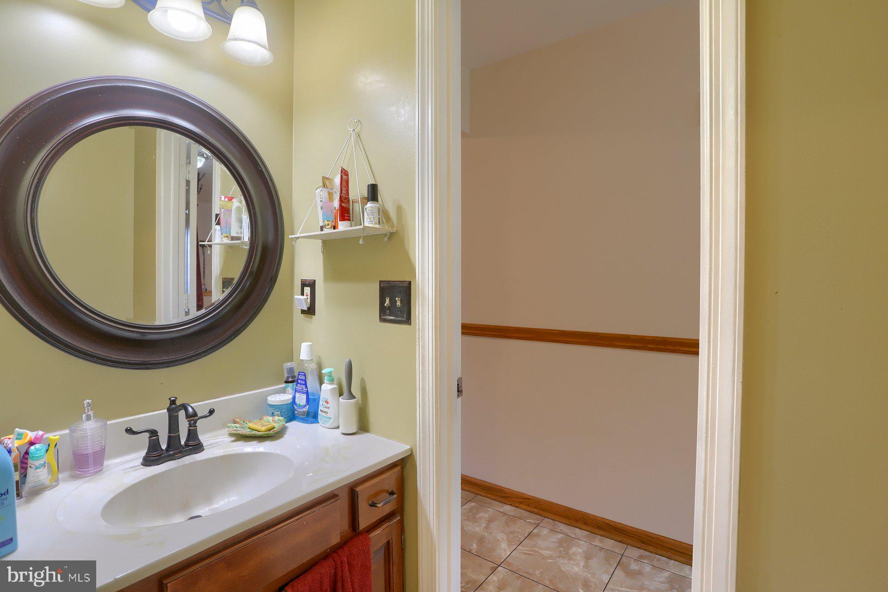 SPRINGFORD MANOR - Residential