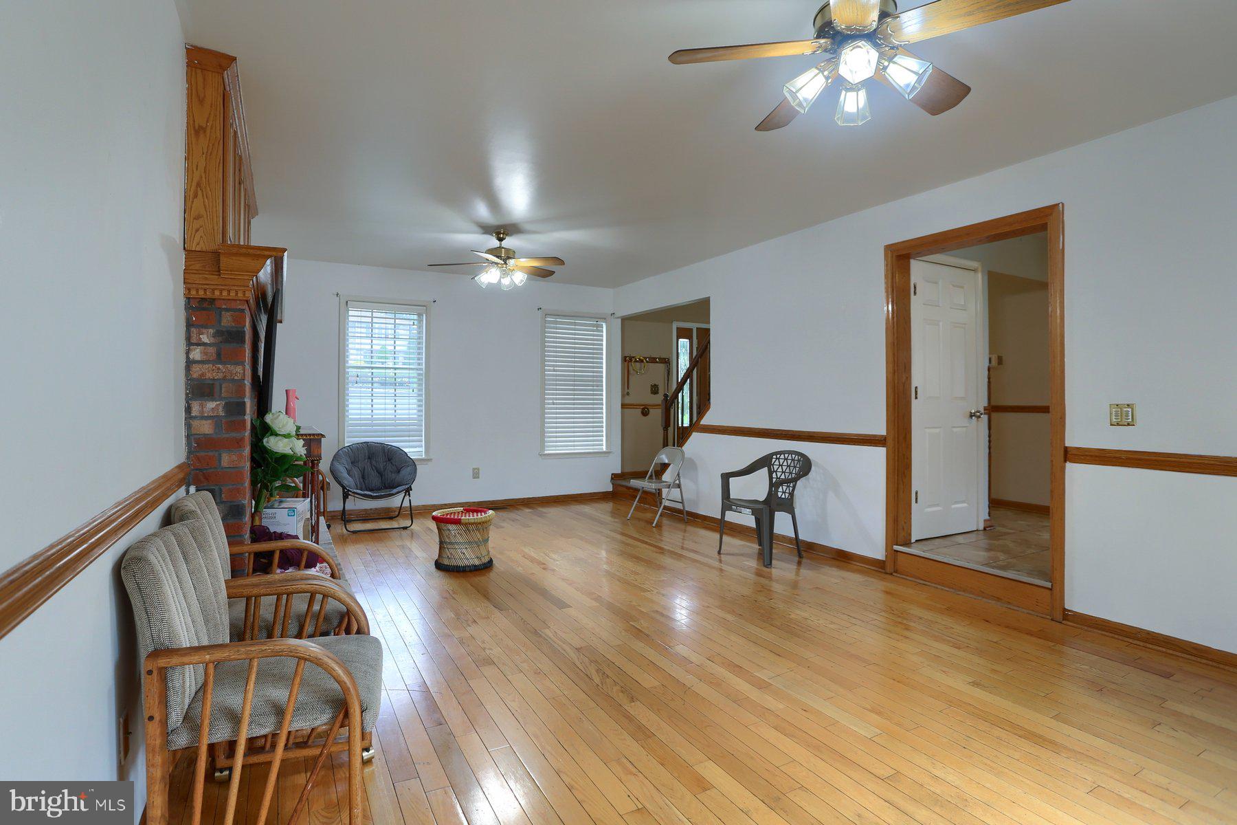 SPRINGFORD MANOR - Residential