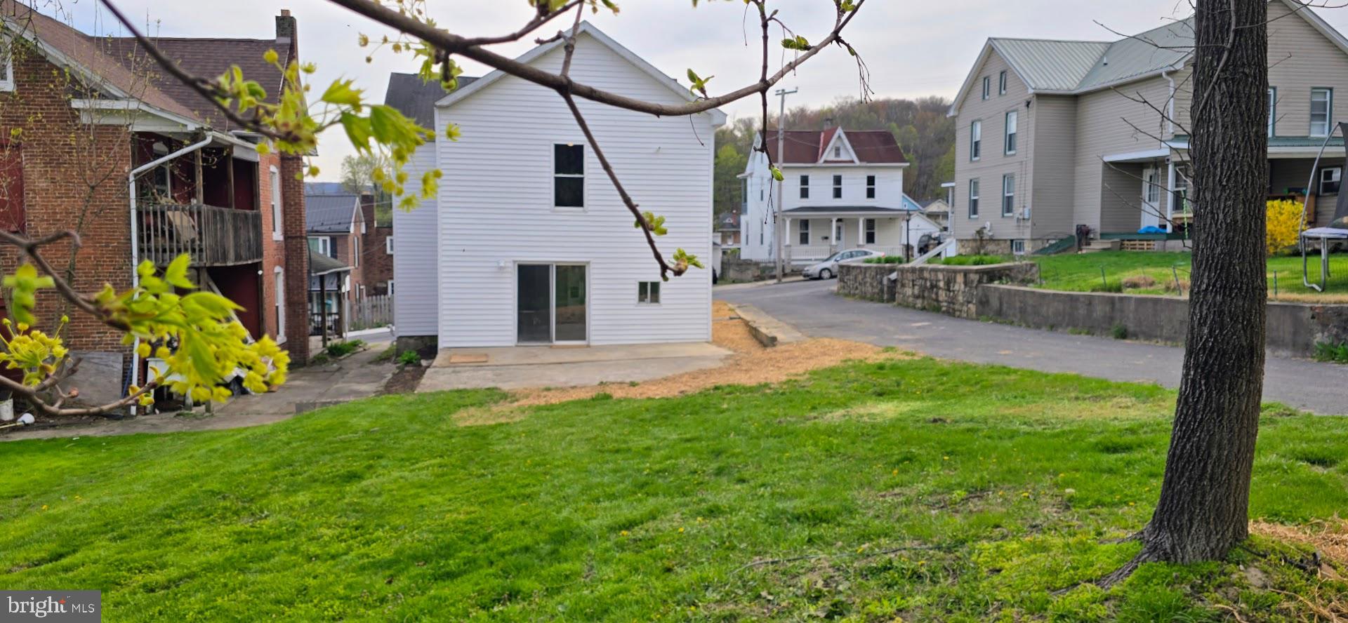 LEWISTOWN BORO - Residential