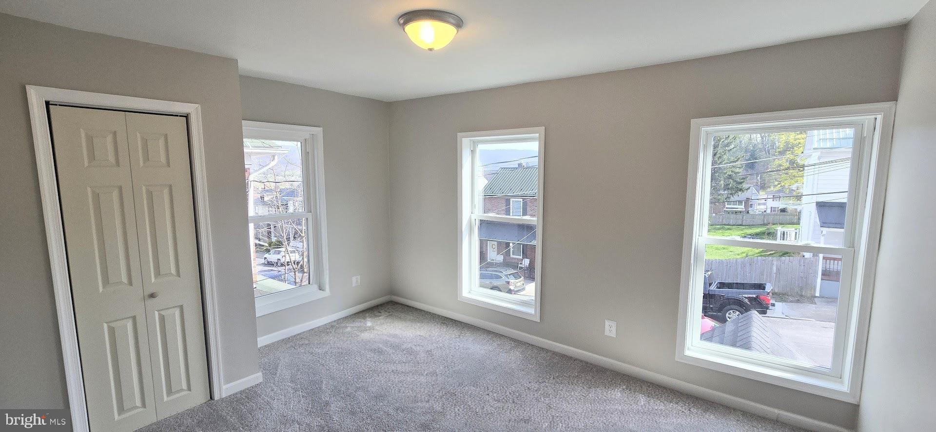 LEWISTOWN BORO - Residential