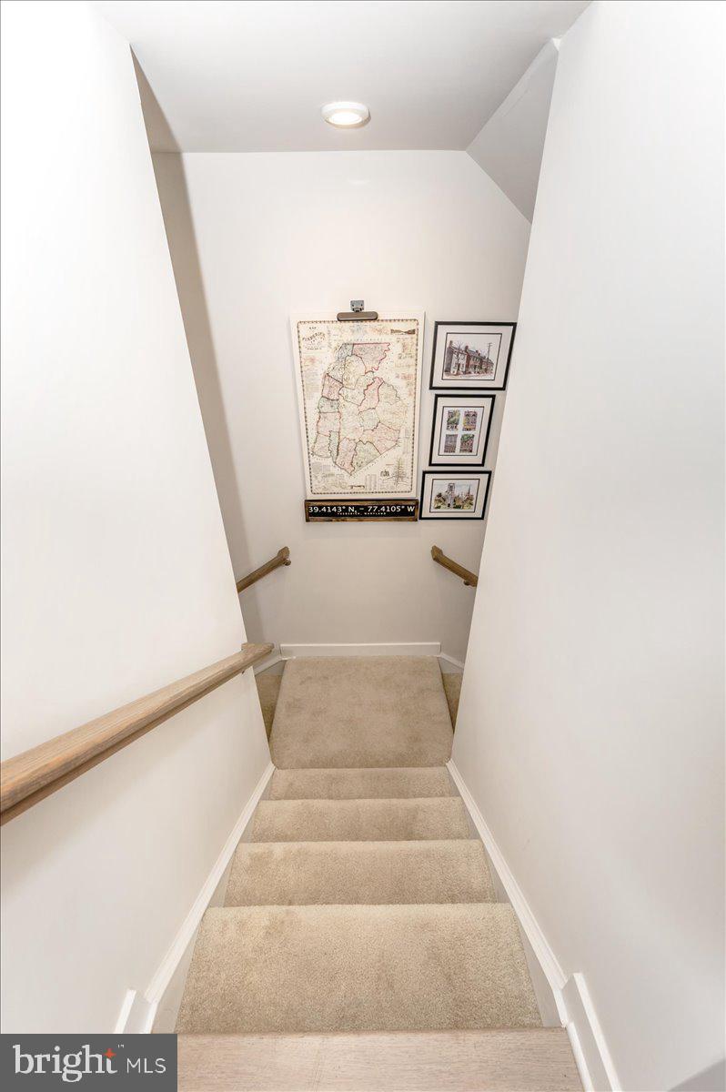 BELLE AIR TOWNHOMES - Residential