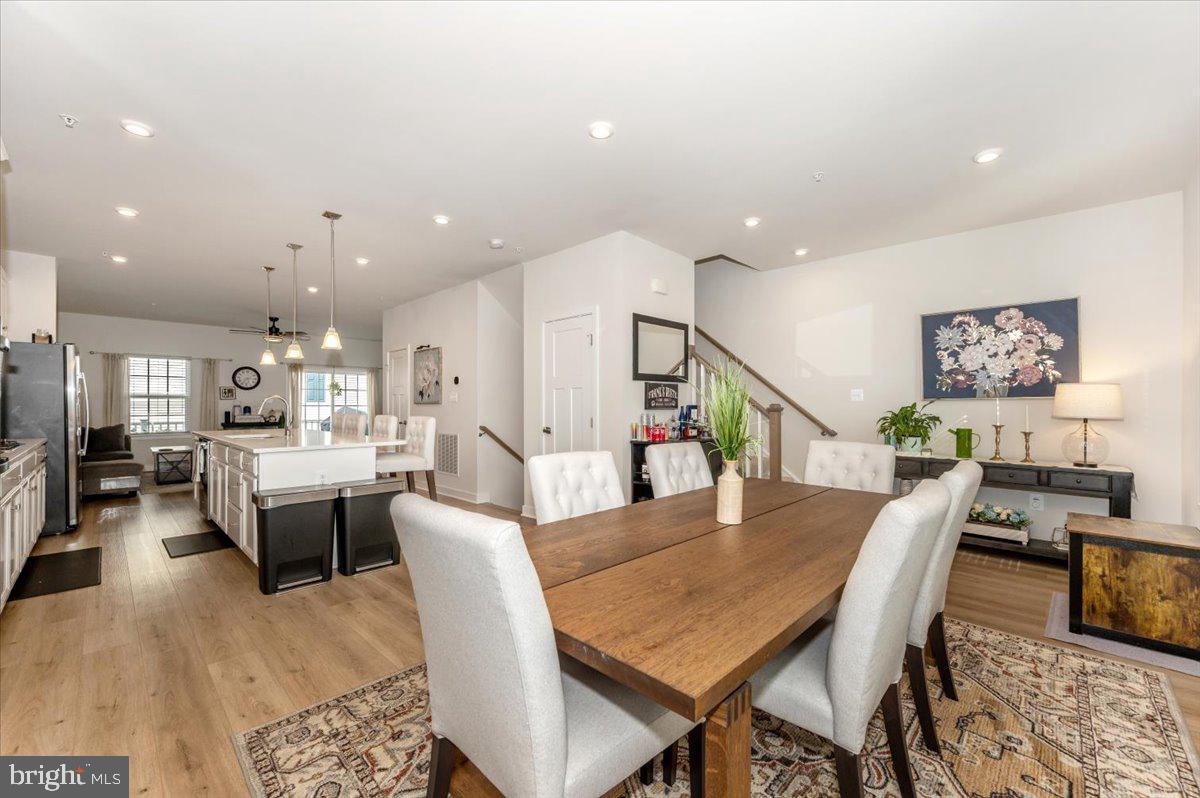 BELLE AIR TOWNHOMES - Residential