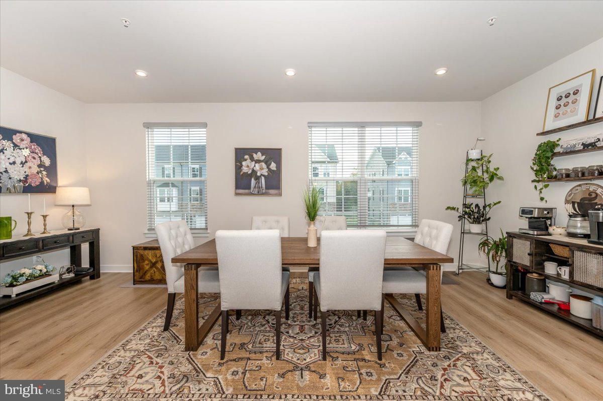 BELLE AIR TOWNHOMES - Residential