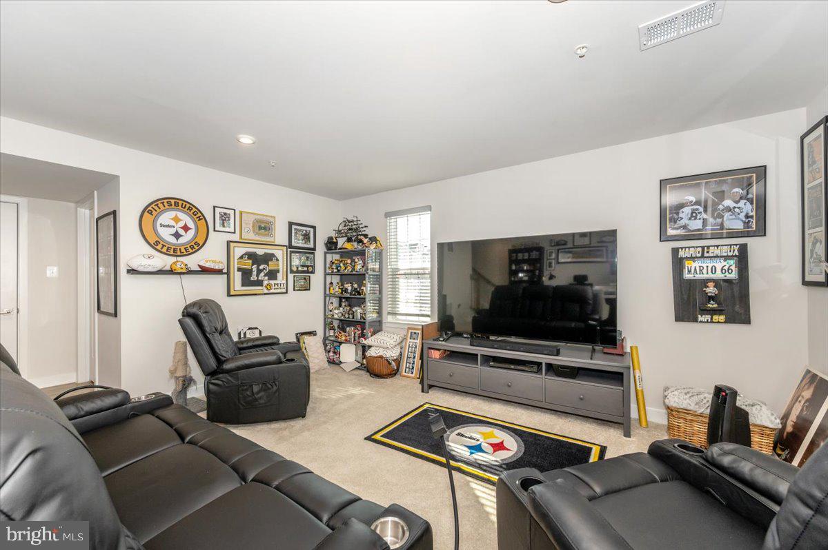 BELLE AIR TOWNHOMES - Residential