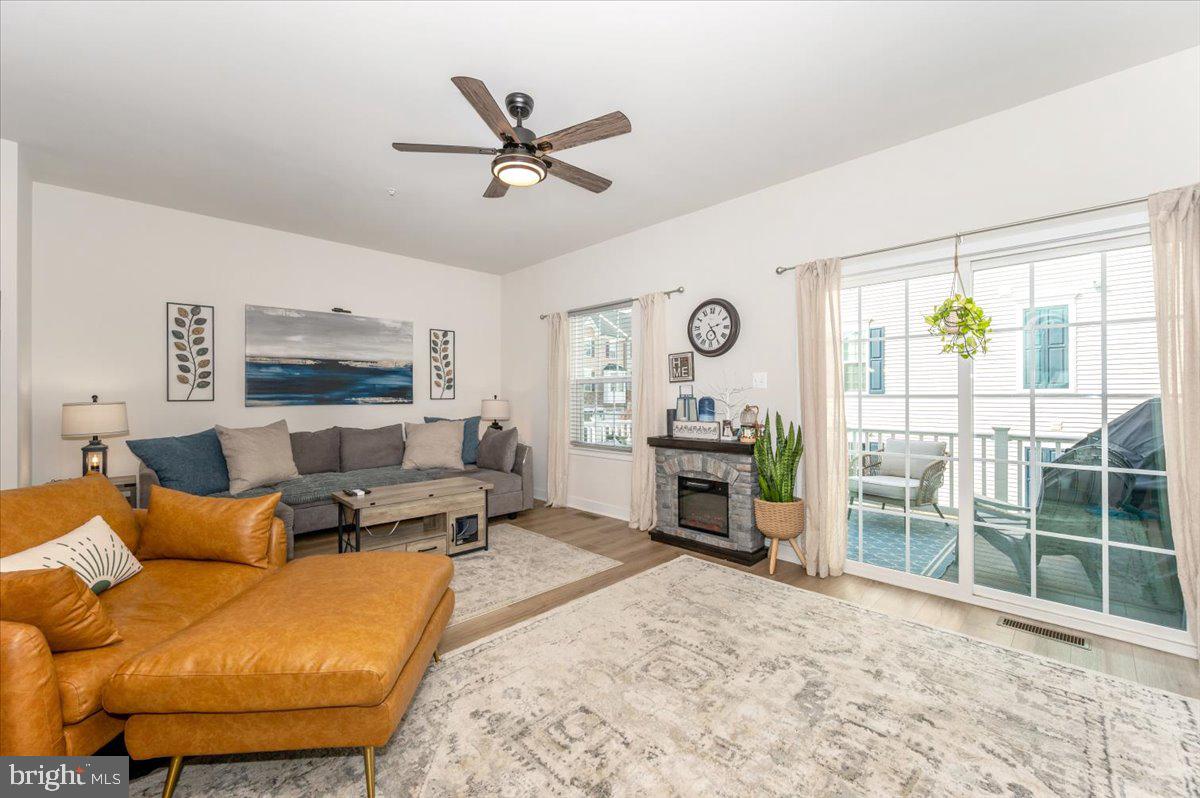 BELLE AIR TOWNHOMES - Residential