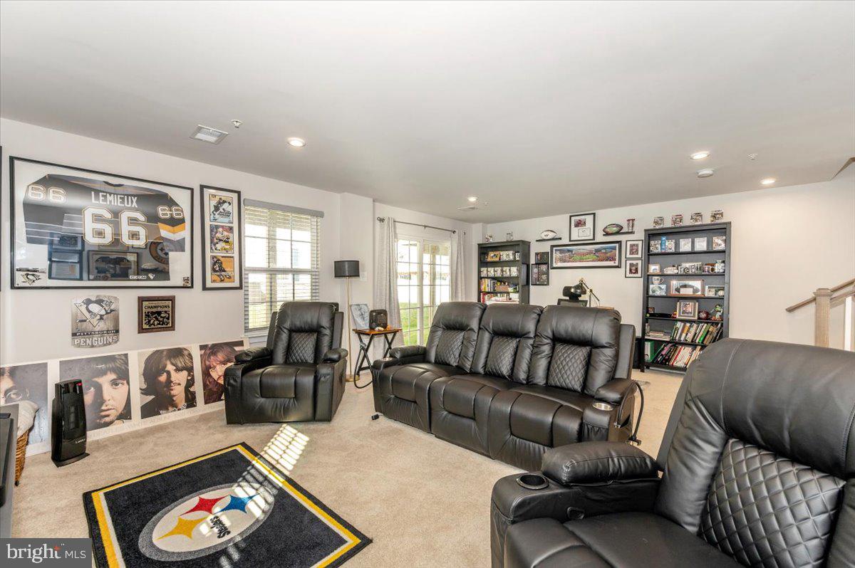 BELLE AIR TOWNHOMES - Residential