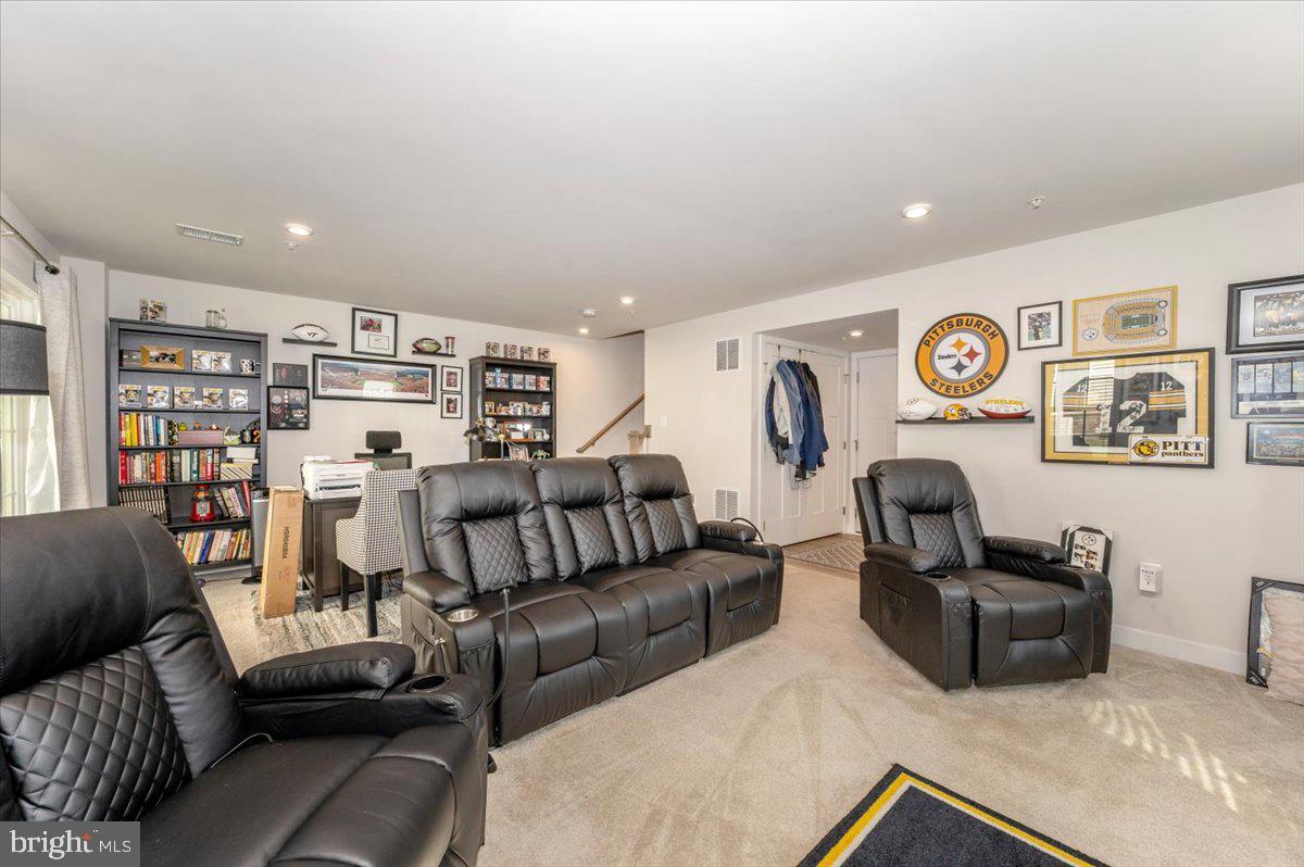 BELLE AIR TOWNHOMES - Residential