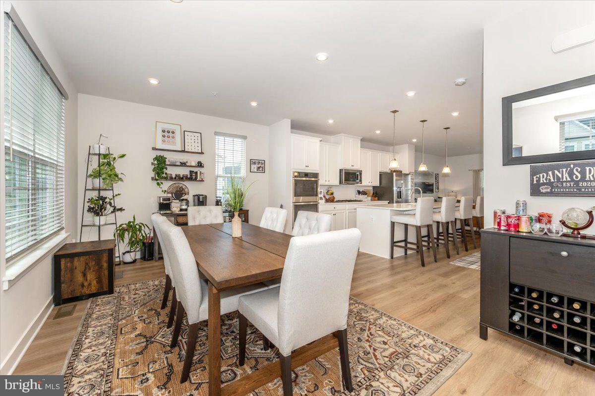 BELLE AIR TOWNHOMES - Residential