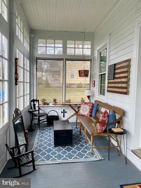 WILLOW MANOR - Residential