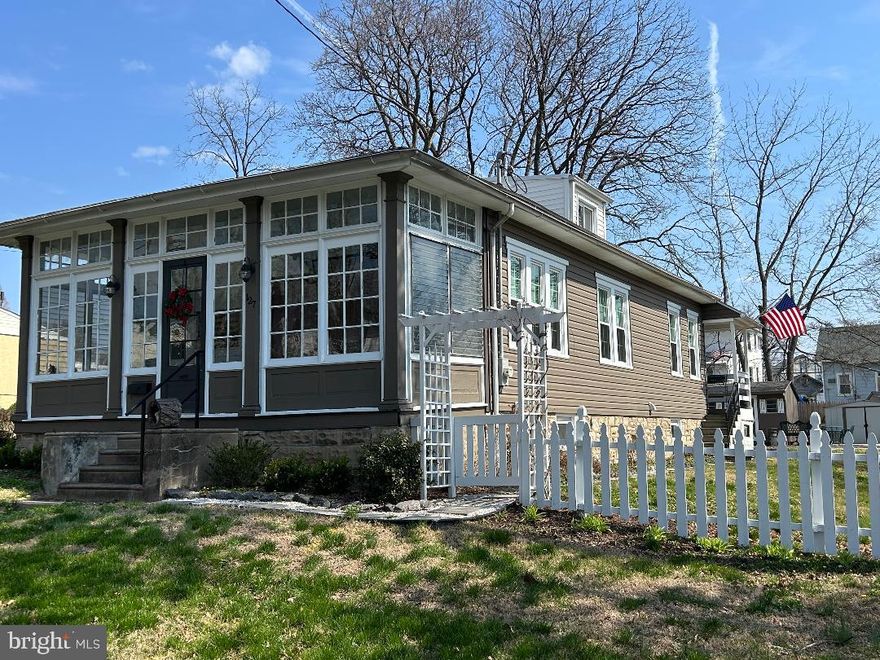 Completely renovated Willow Manor Home.    Updated kitchen with Granite counter tops and Stainless Steel appliances.   Enclosed sunroom.   New windows.  New bathroom.   Refinished wood floors.  New siding with insulation.   New roof.   Partially finished basement.   Won't Last !!!