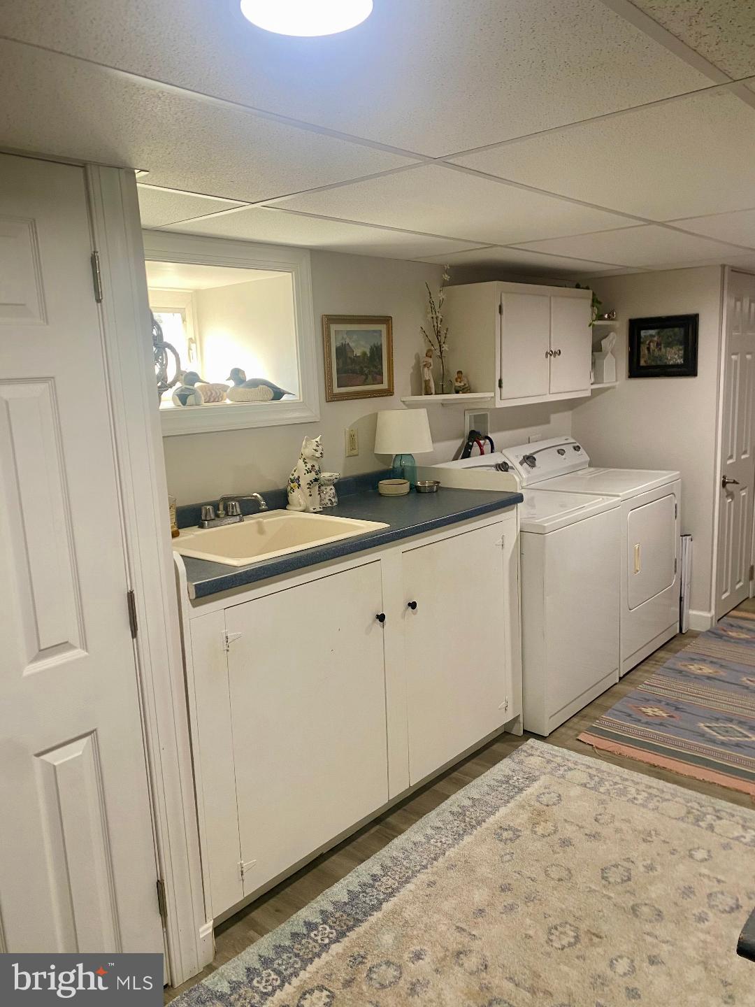 WILLOW MANOR - Residential