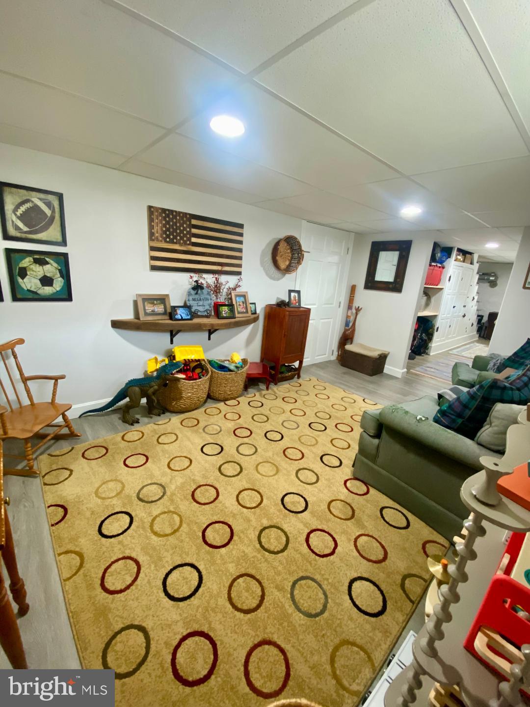 WILLOW MANOR - Residential