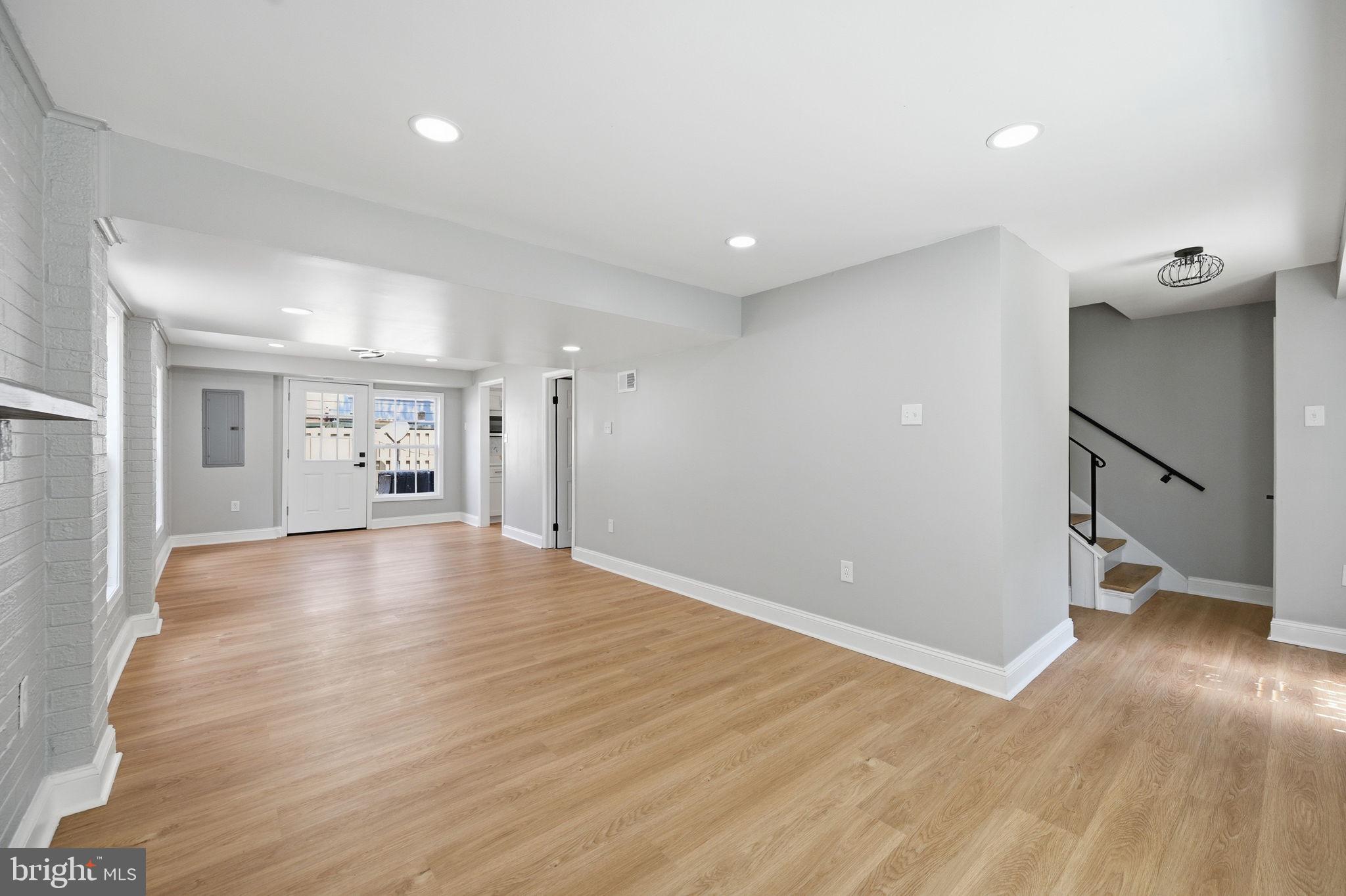 4314 GRAMERCY CIRCLE