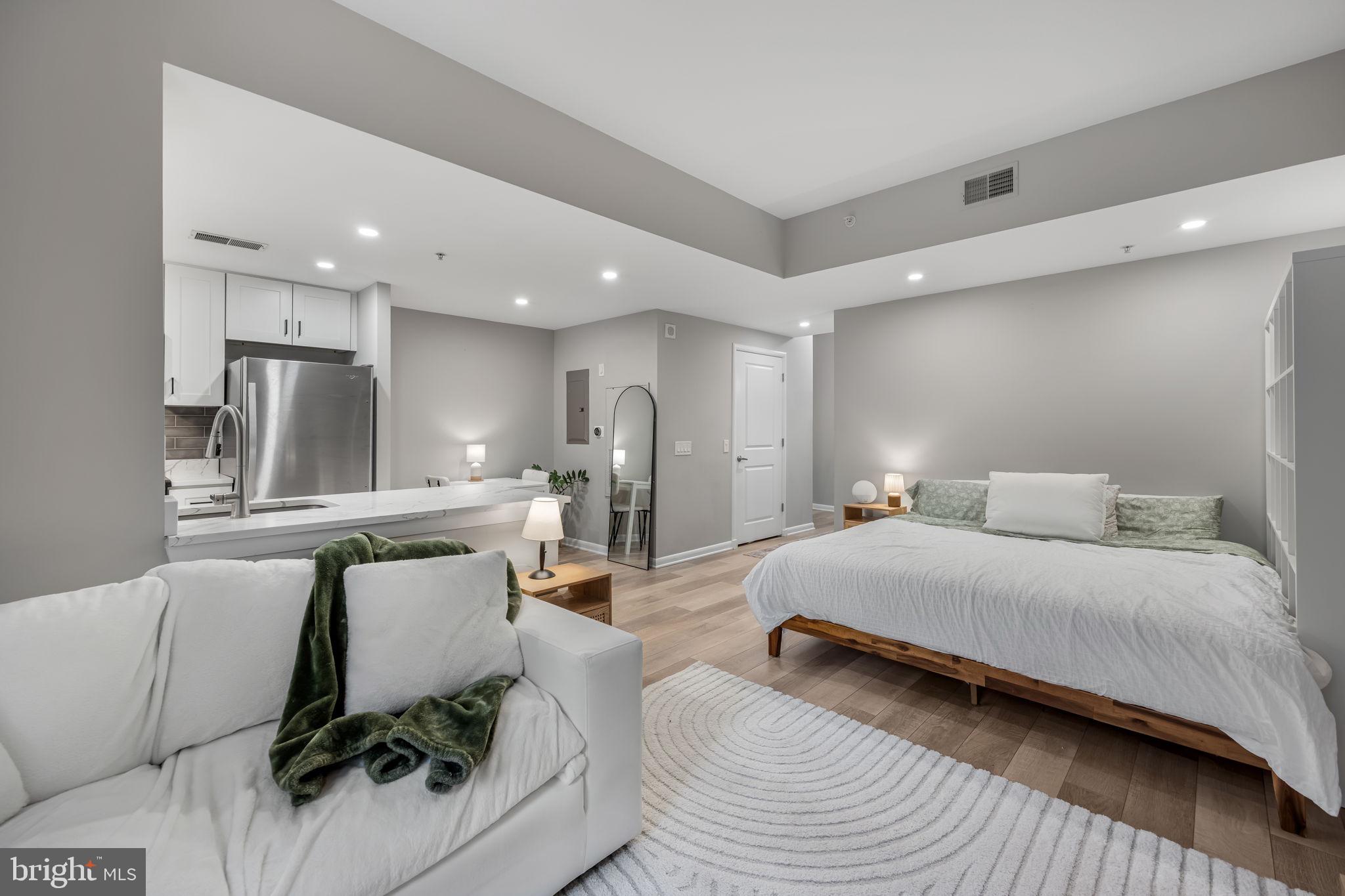 1021 N GARFIELD STREET B35