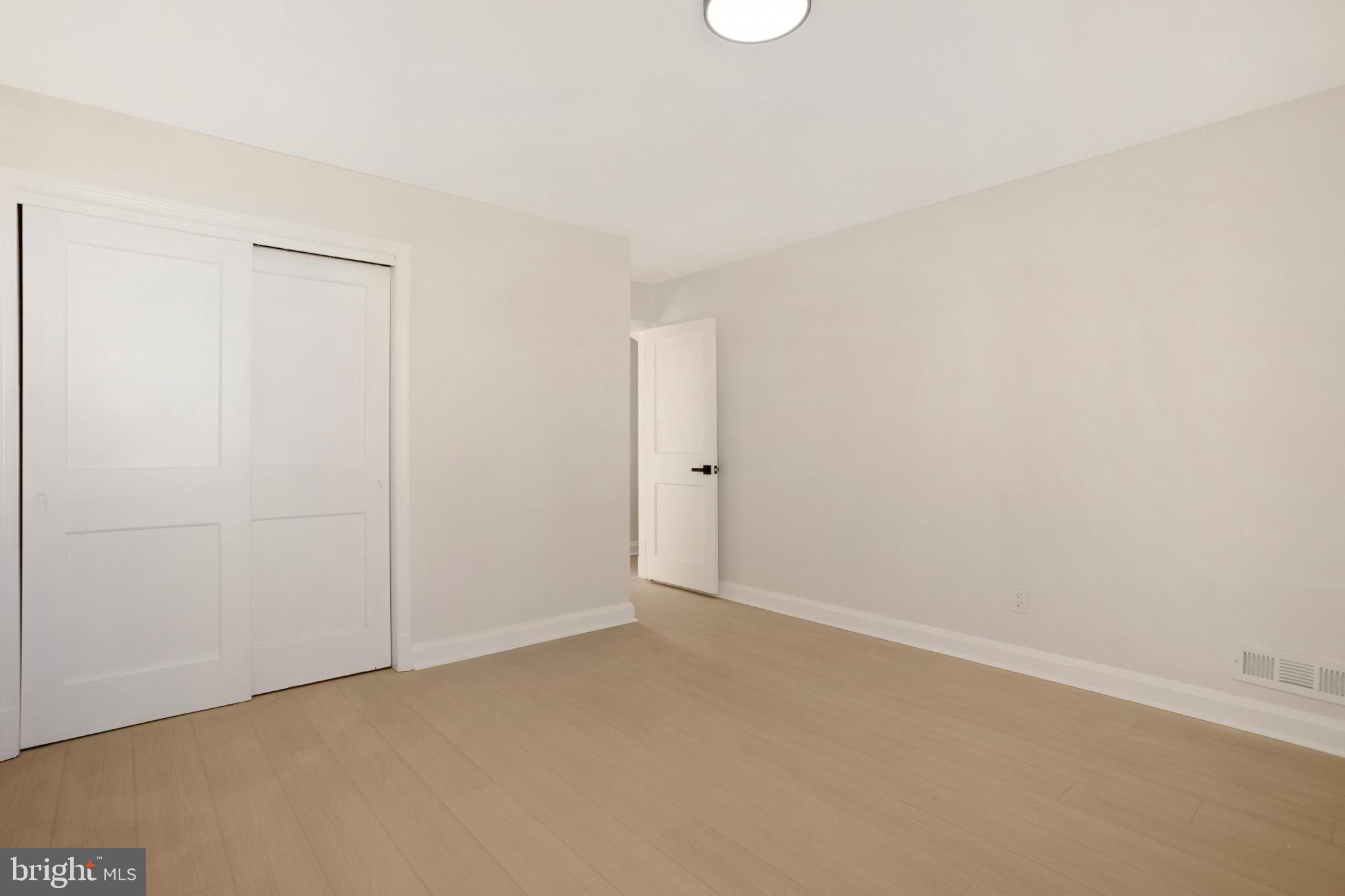 KENWOOD - Residential