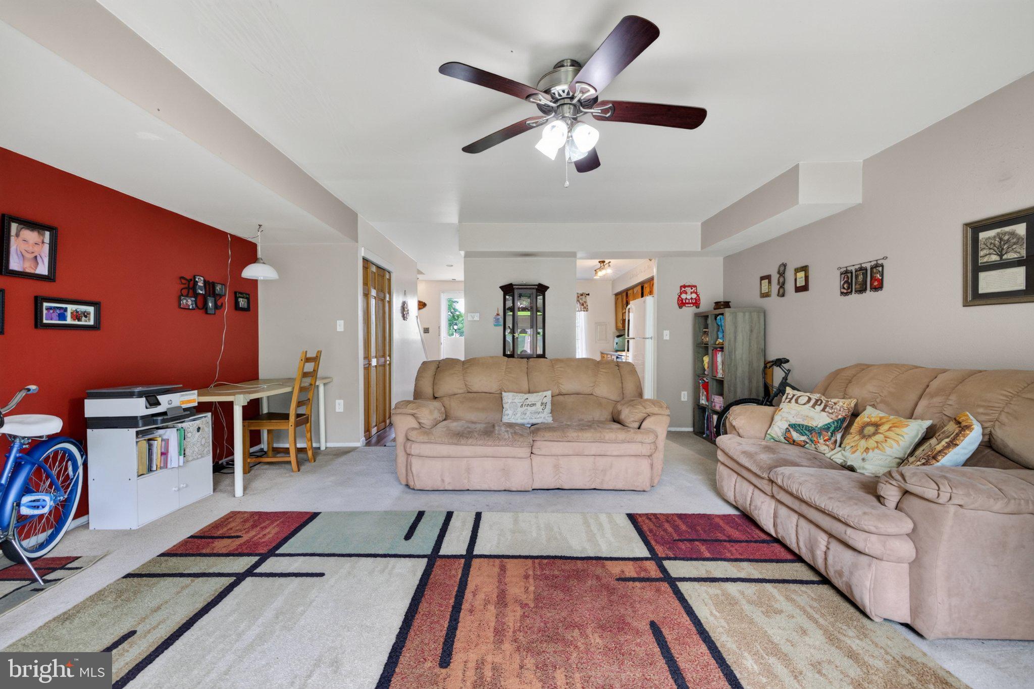 1805 PENNLAND COURT