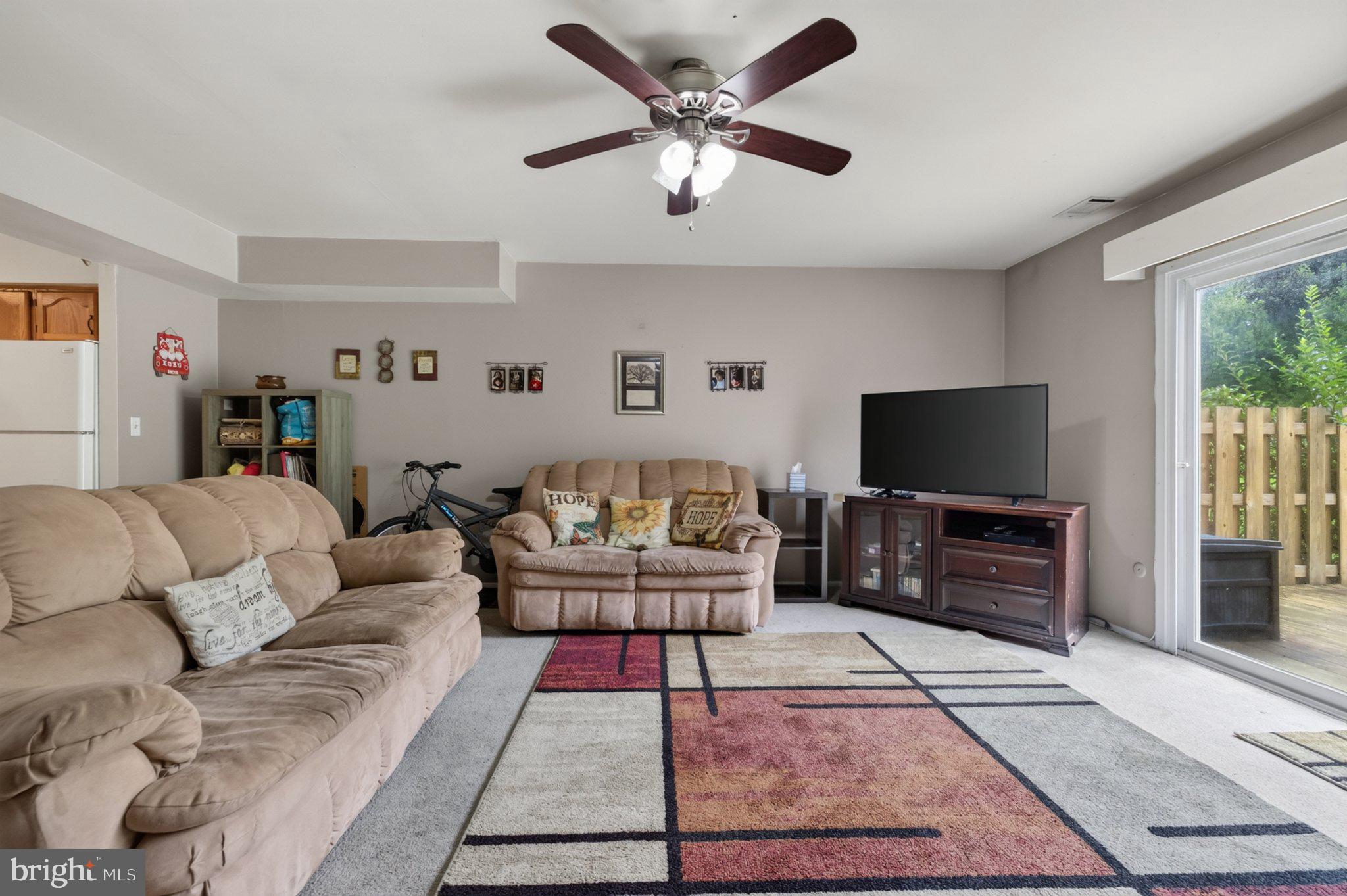 1805 PENNLAND COURT