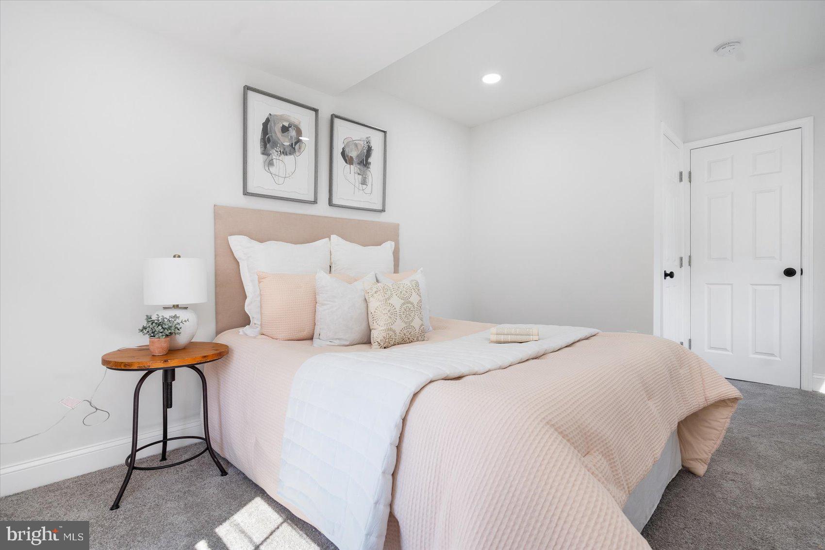 NORTHWOOD - Residential
