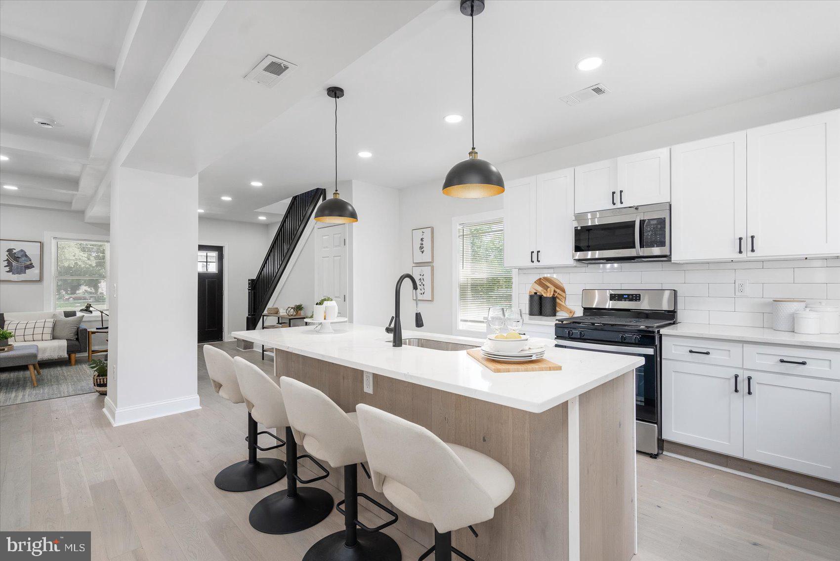 NORTHWOOD - Residential