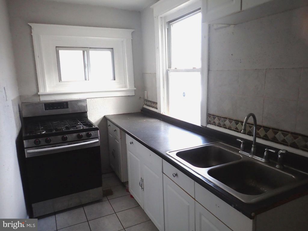 Photo of 405 Hazel Avenue, LANSDOWNE, PA 19050 (MLS # PADE2105088)