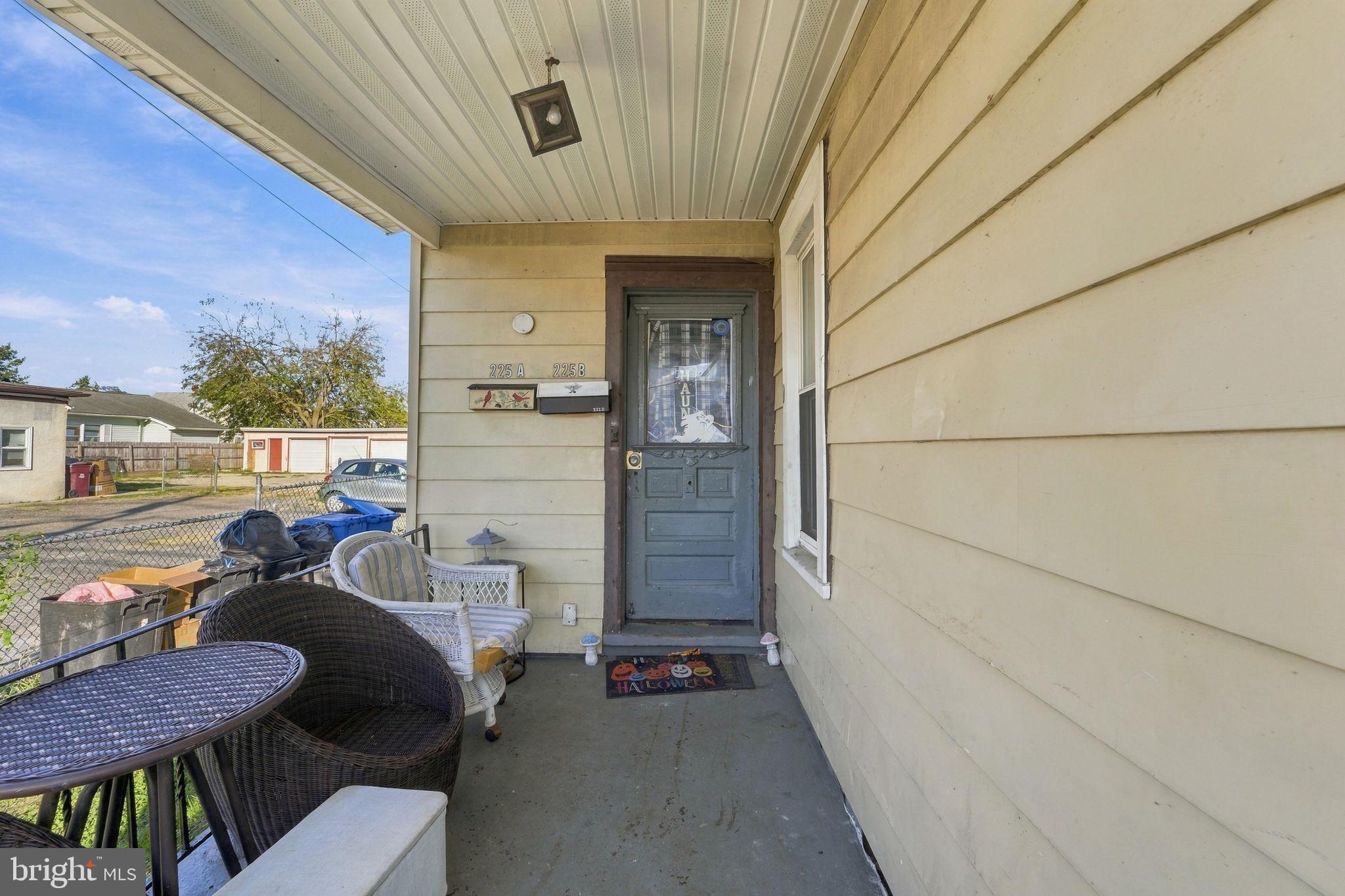 225 DELSEA DRIVE 227