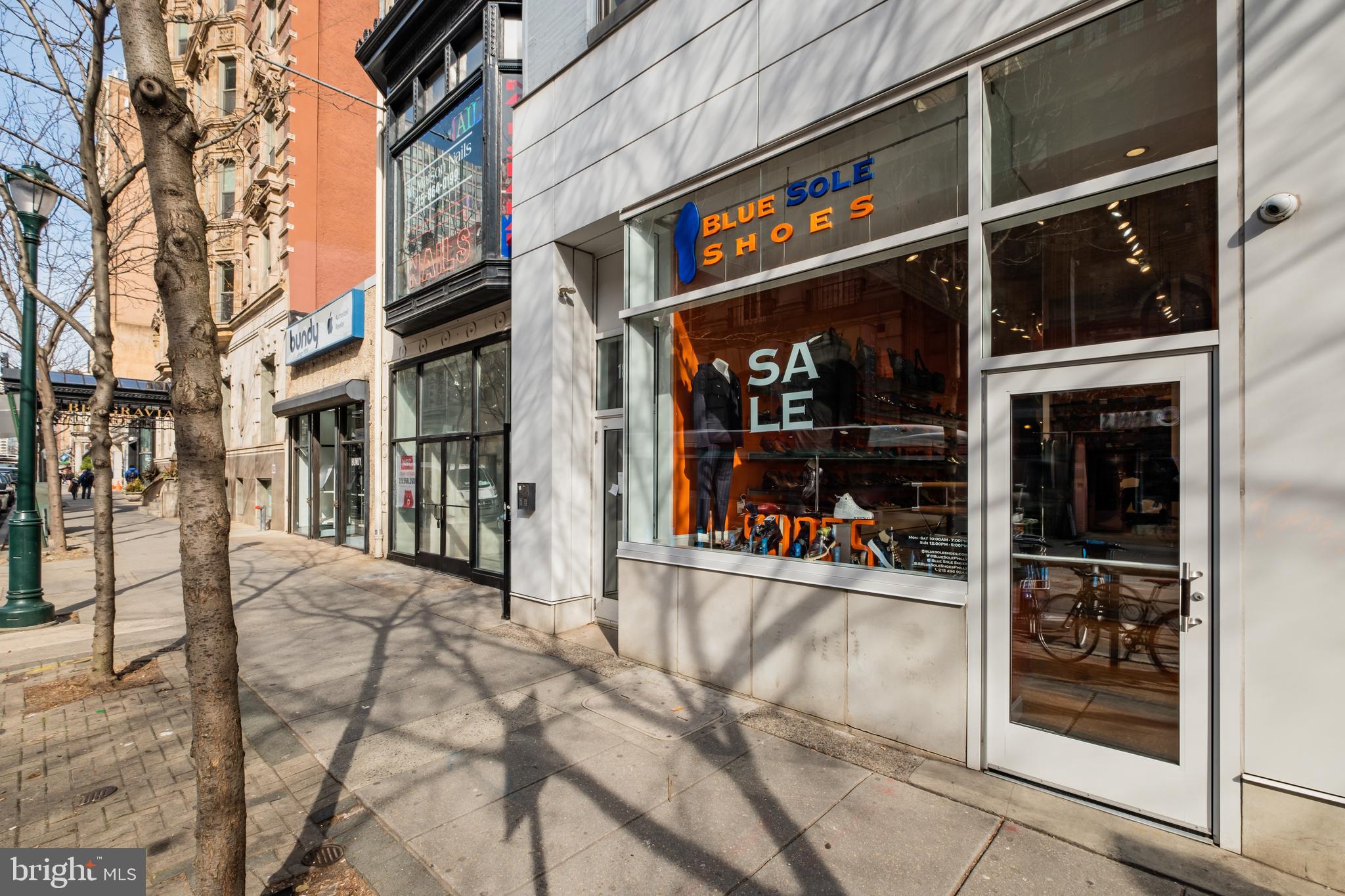 RITTENHOUSE SQUARE - Commercial Sale