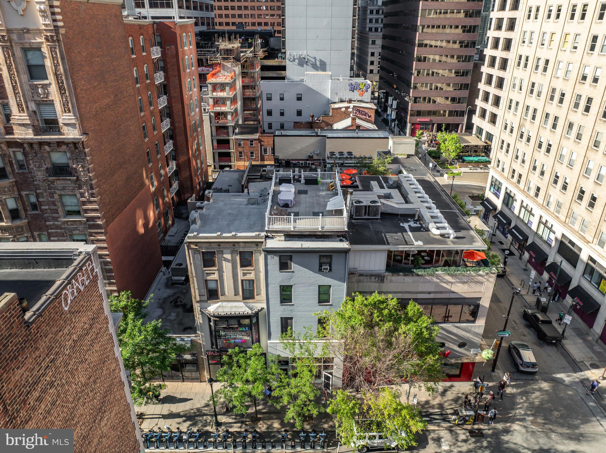 RITTENHOUSE SQUARE - Commercial Sale