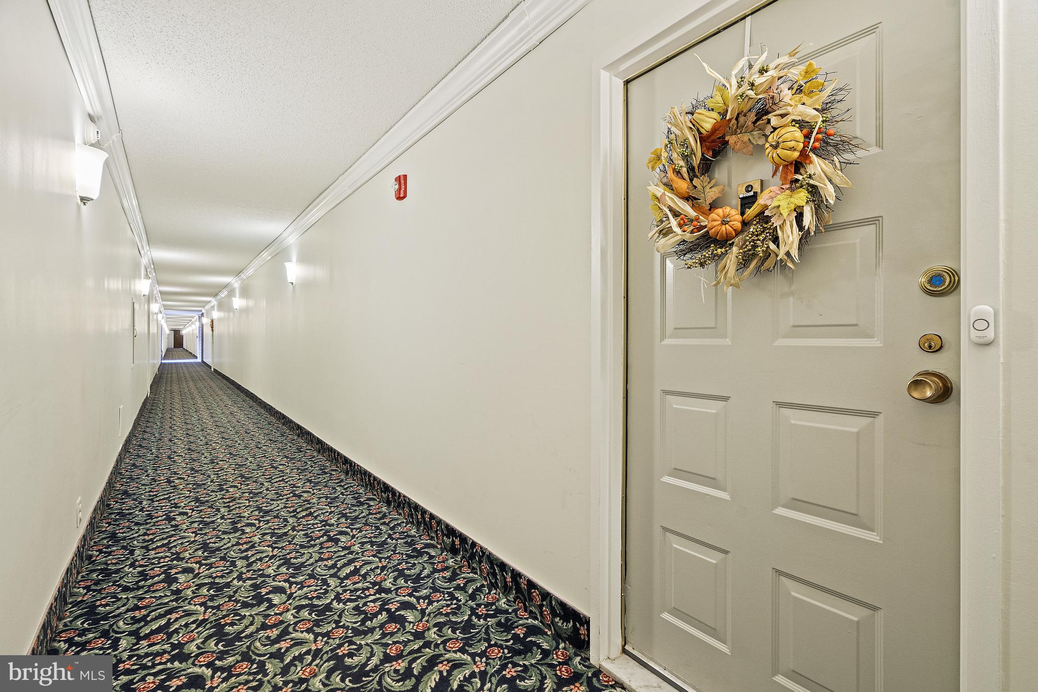 MCLEAN HOUSE NORTH - Residential