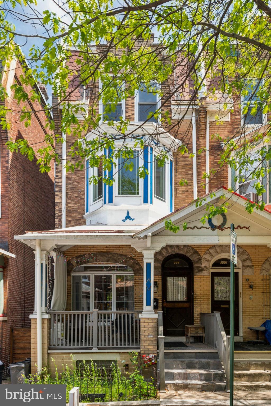 UNIVERSITY CITY - Residential