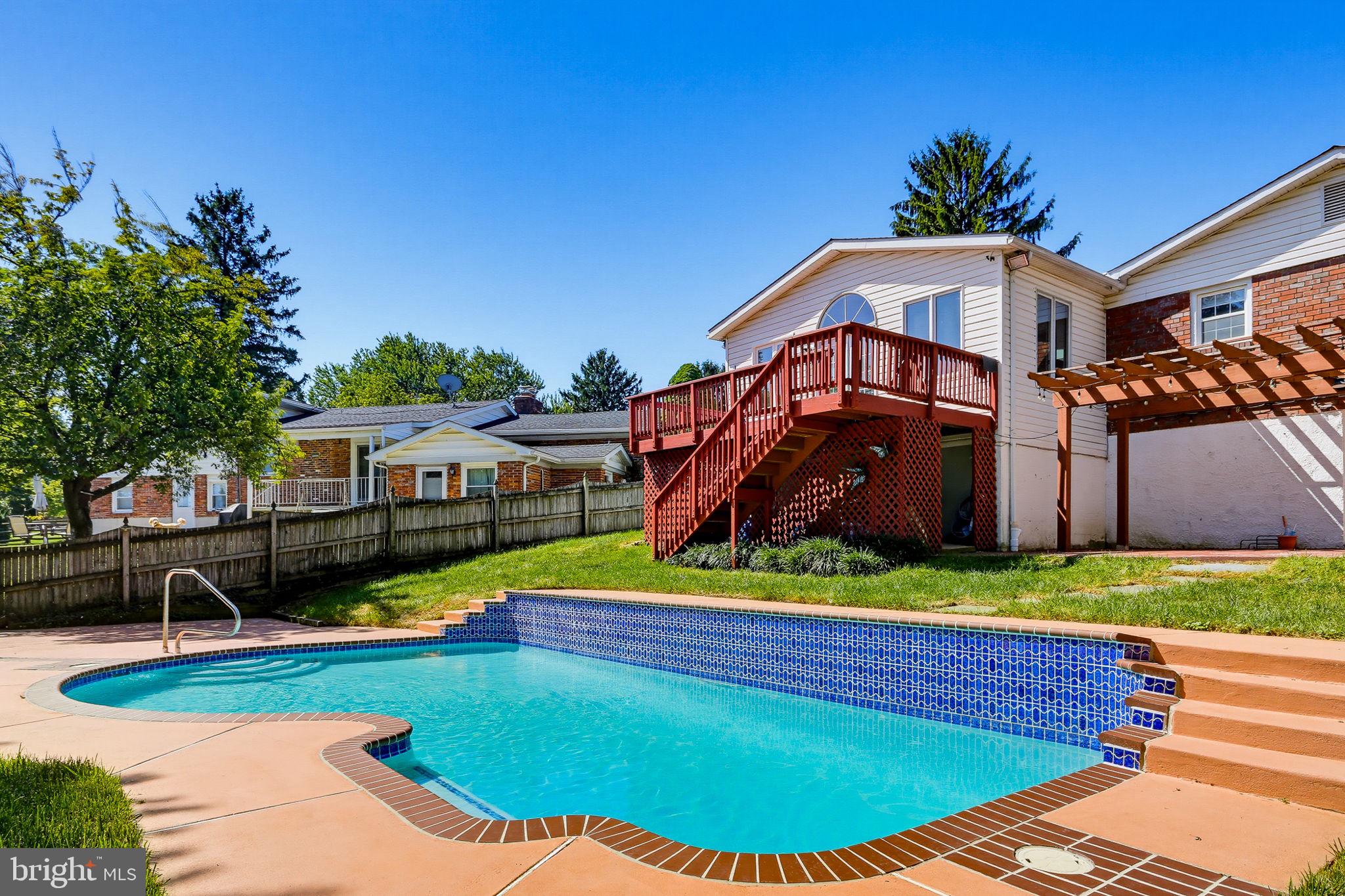 2313 HARCROFT ROAD