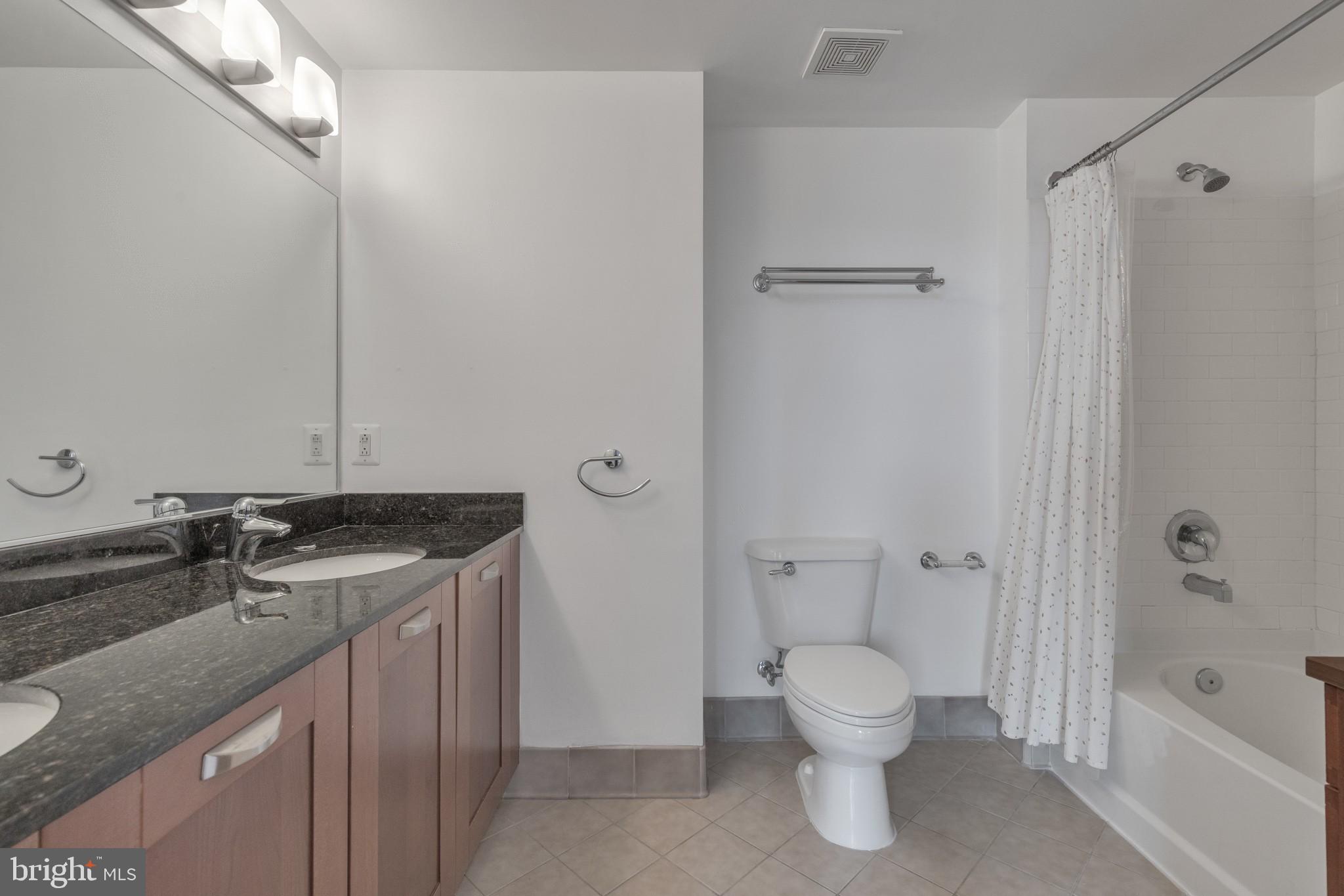 MIDTOWN ALEXANDRIA STATION CONDOMINIUM - Residential