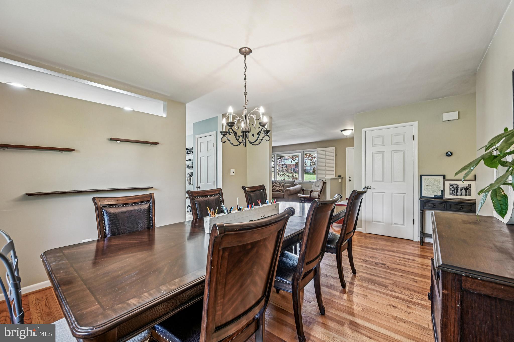 MOUNT HEBRON - Residential