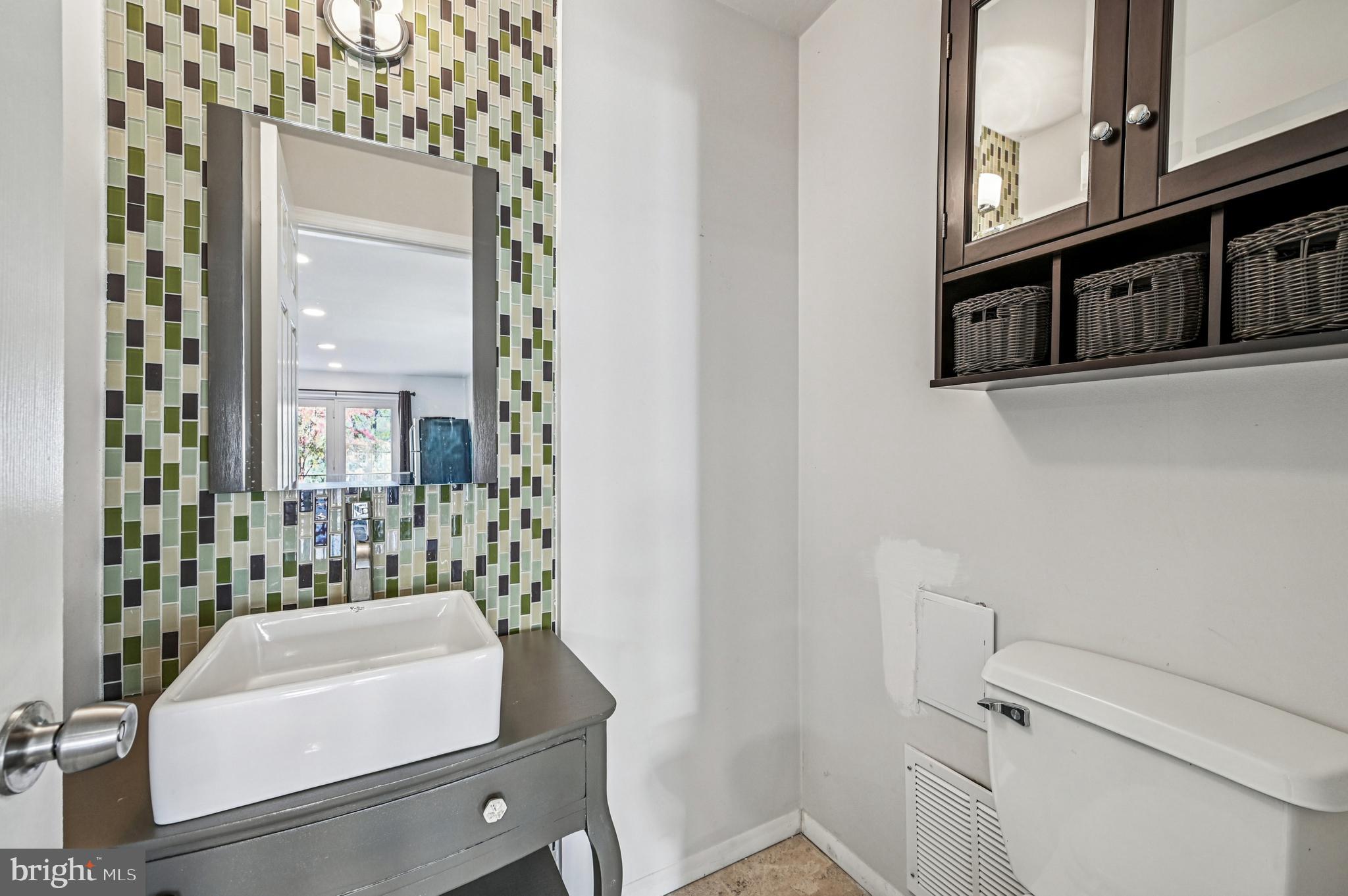 MOUNT HEBRON - Residential