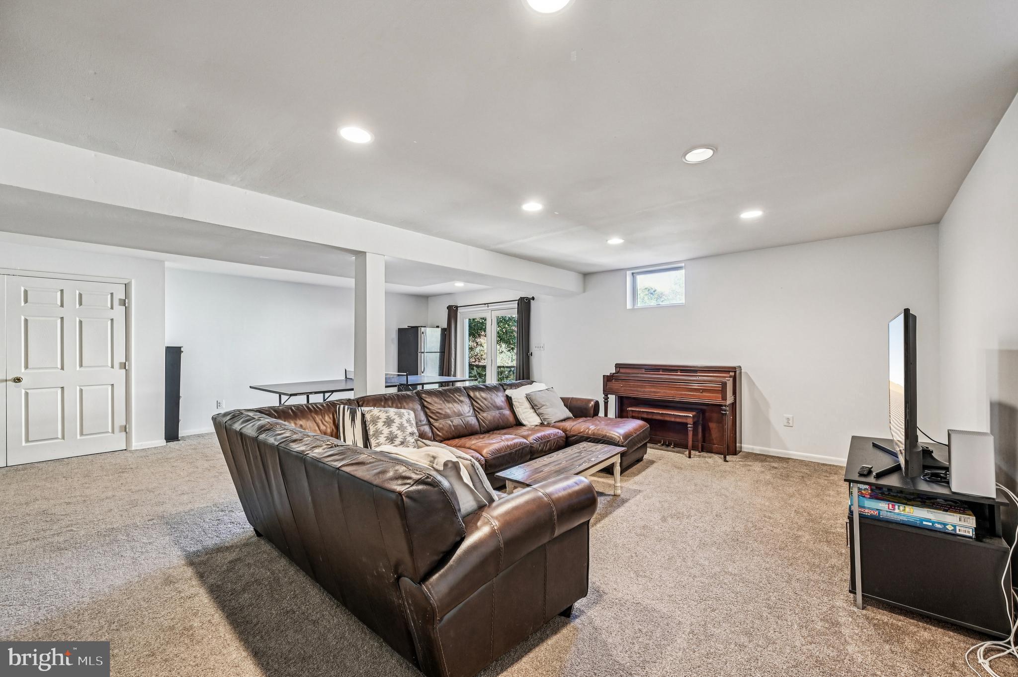 MOUNT HEBRON - Residential